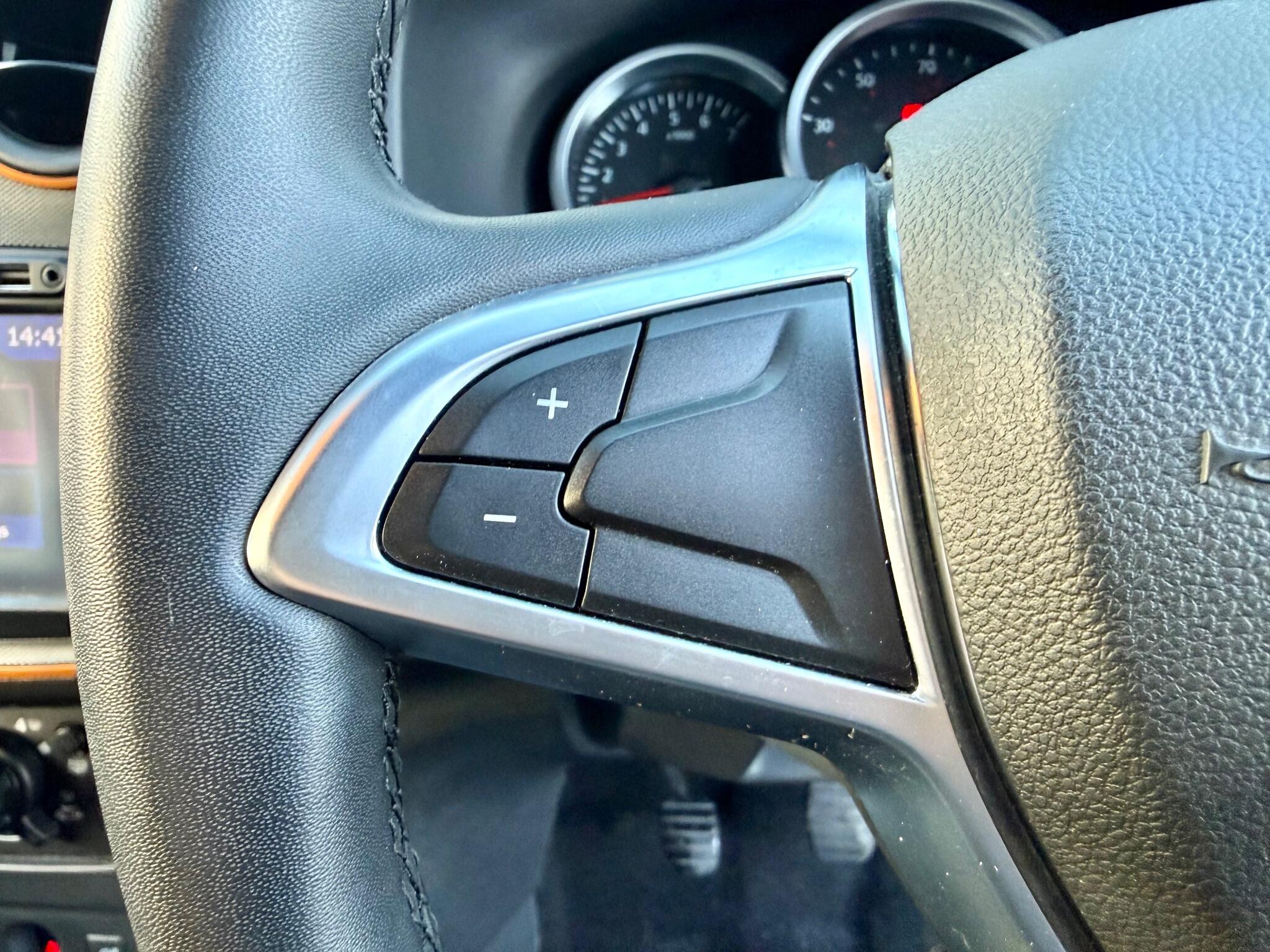 Dacia Sandero Stepway 0.9 TCe SE Summit Euro 6 (s/s) 5dr 5dr Manual 2017