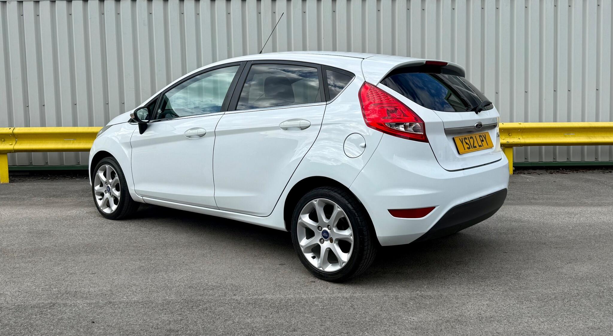 Ford Fiesta 1.25 Zetec 5dr 5dr Manual 2012