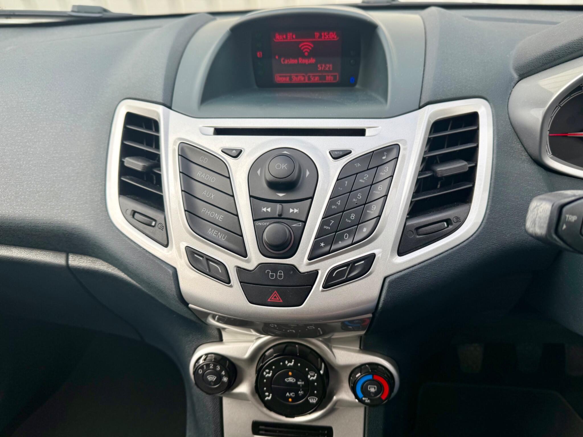 Ford Fiesta 1.25 Zetec 5dr 5dr Manual 2012