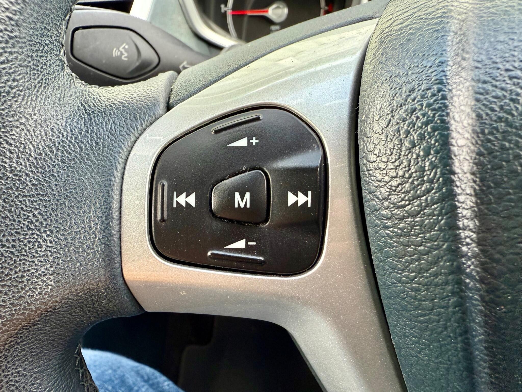 Ford Fiesta 1.25 Zetec 5dr 5dr Manual 2012