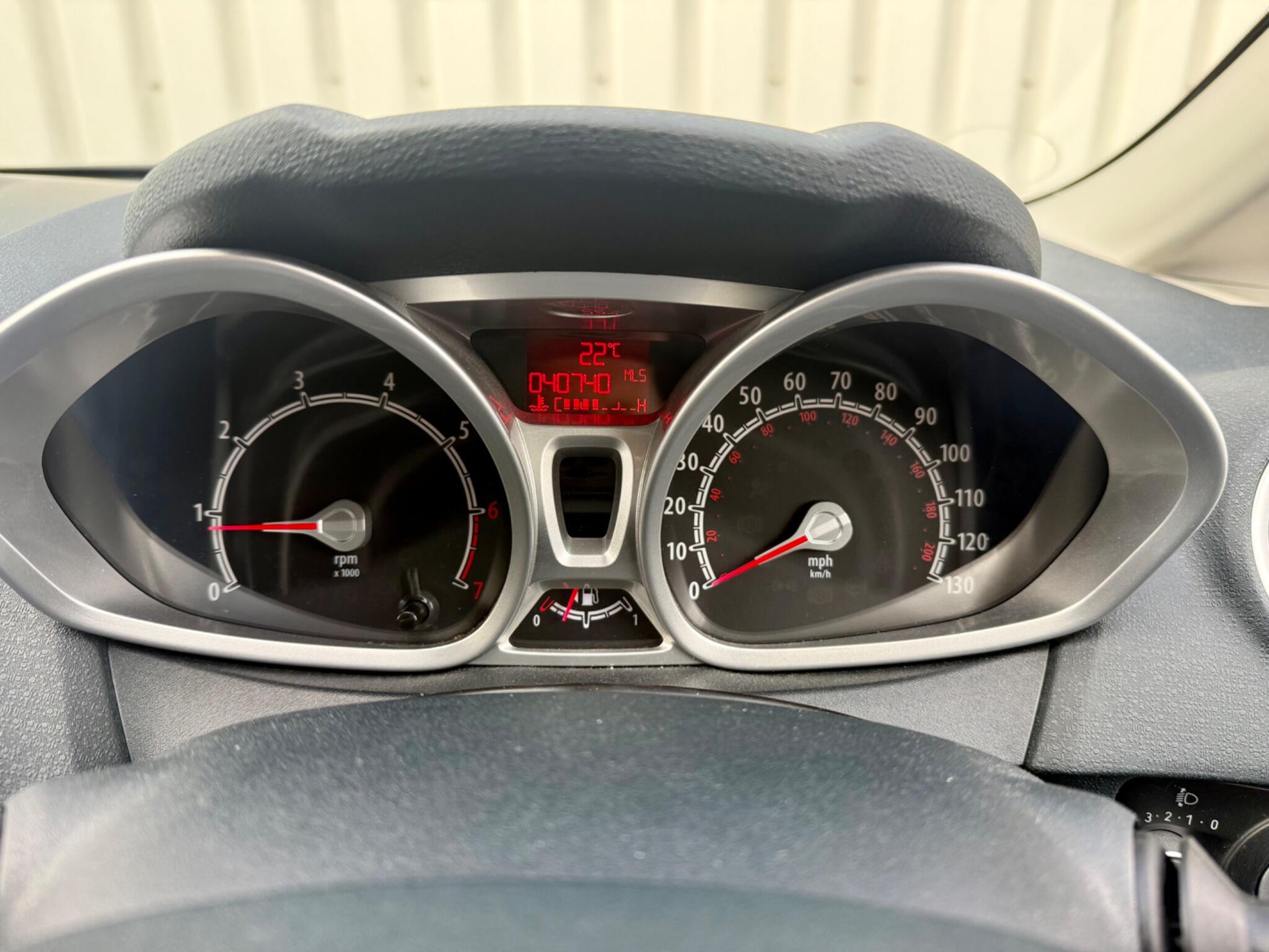 Ford Fiesta 1.25 Zetec 5dr 5dr Manual 2012