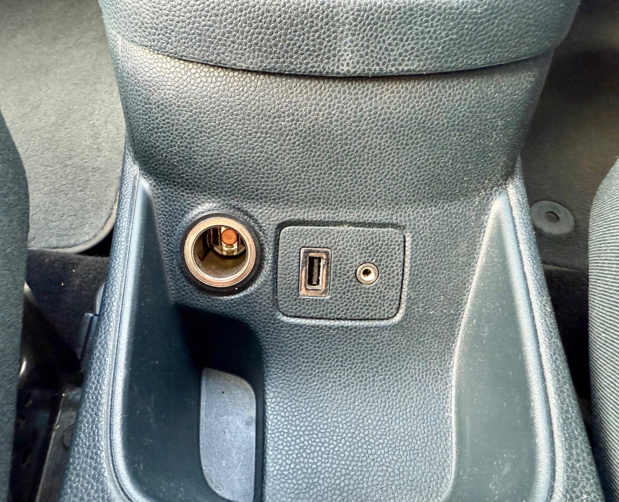 Ford Fiesta 1.25 Zetec 5dr 5dr Manual 2012