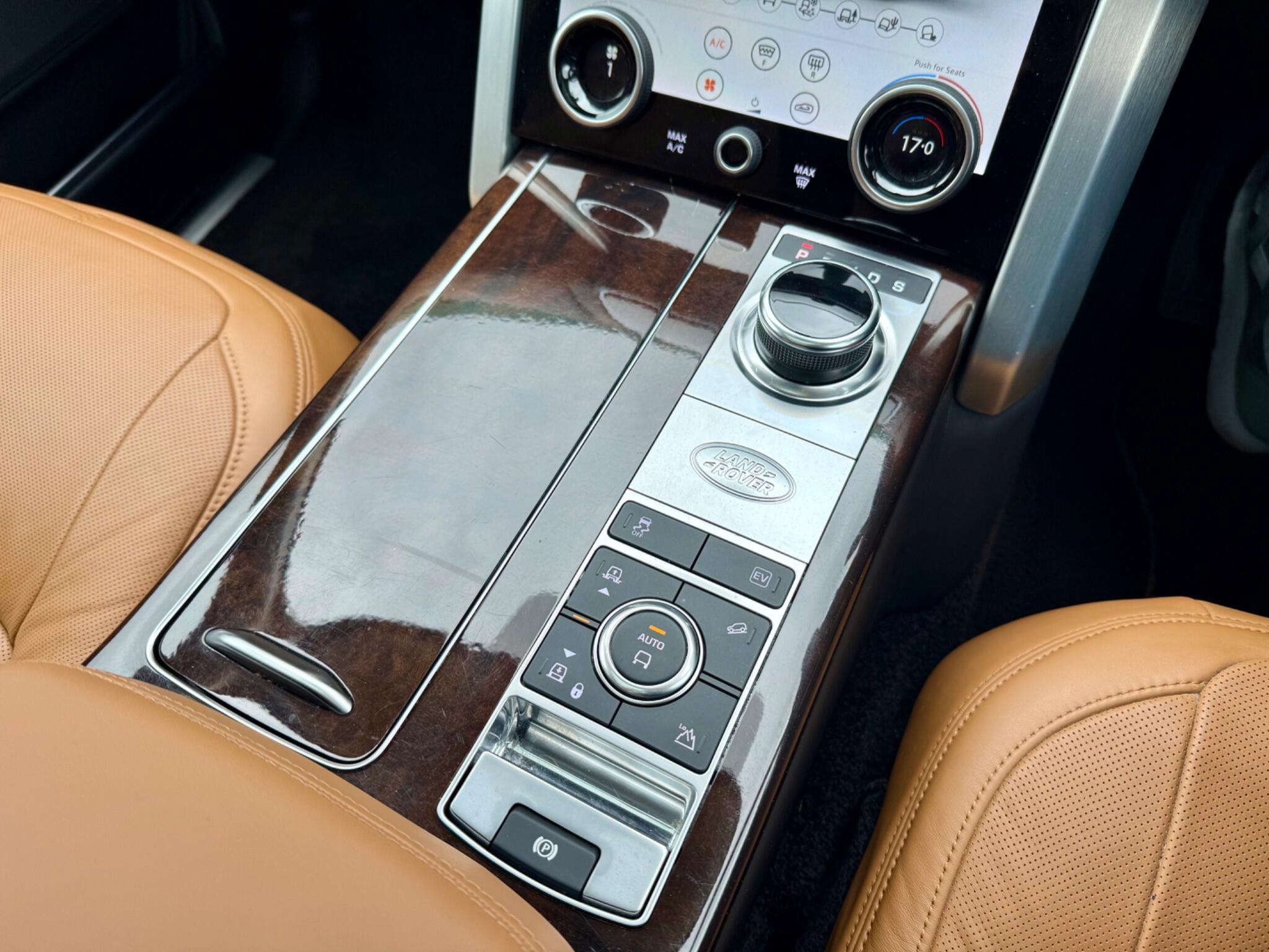 Land Rover Range Rover 2.0 P400e 13.1kWh Autobiography Auto 4WD Euro 6 (s/s) 5dr 5dr Automatic 2020