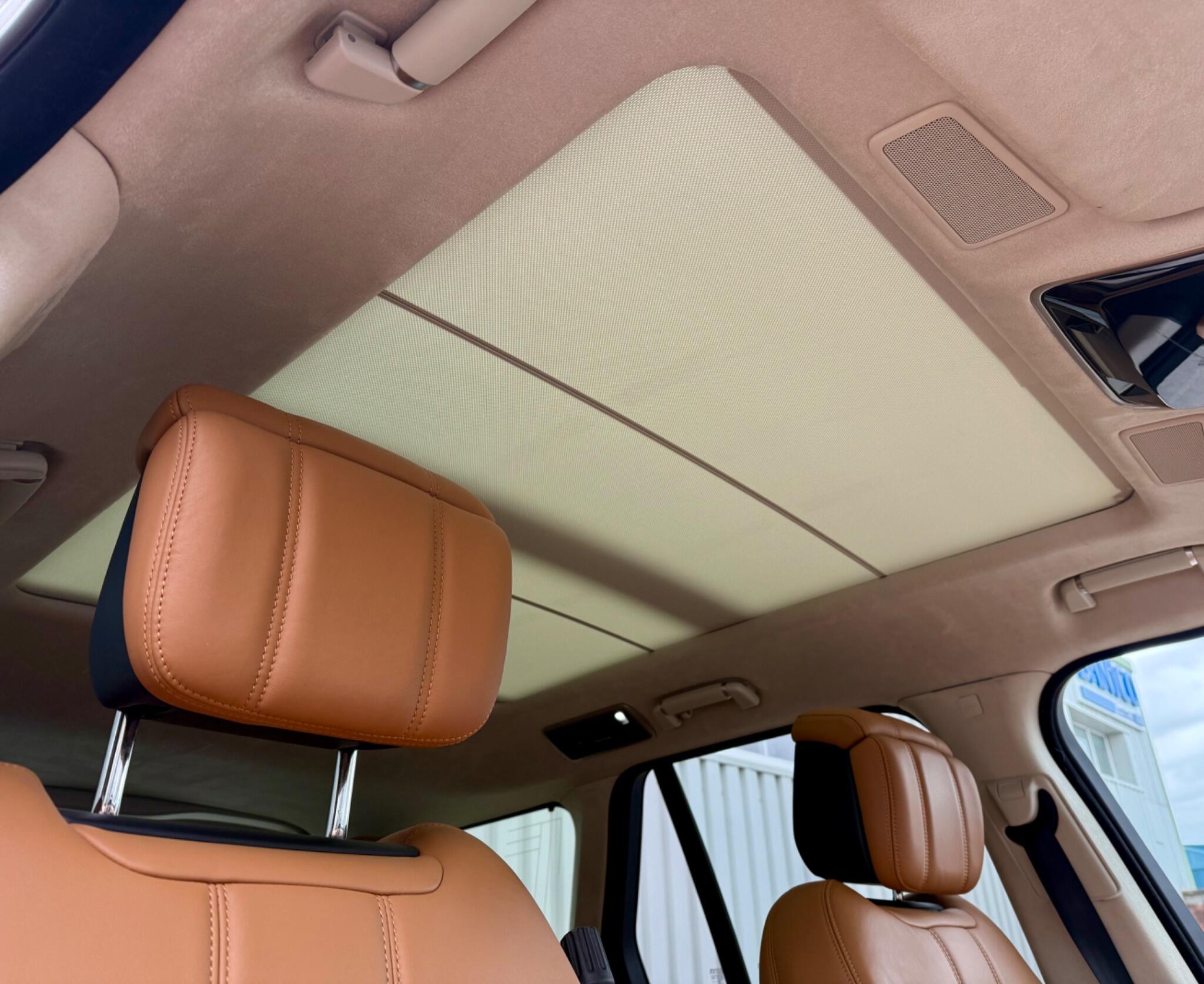 Land Rover Range Rover 2.0 P400e 13.1kWh Autobiography Auto 4WD Euro 6 (s/s) 5dr 5dr Automatic 2020