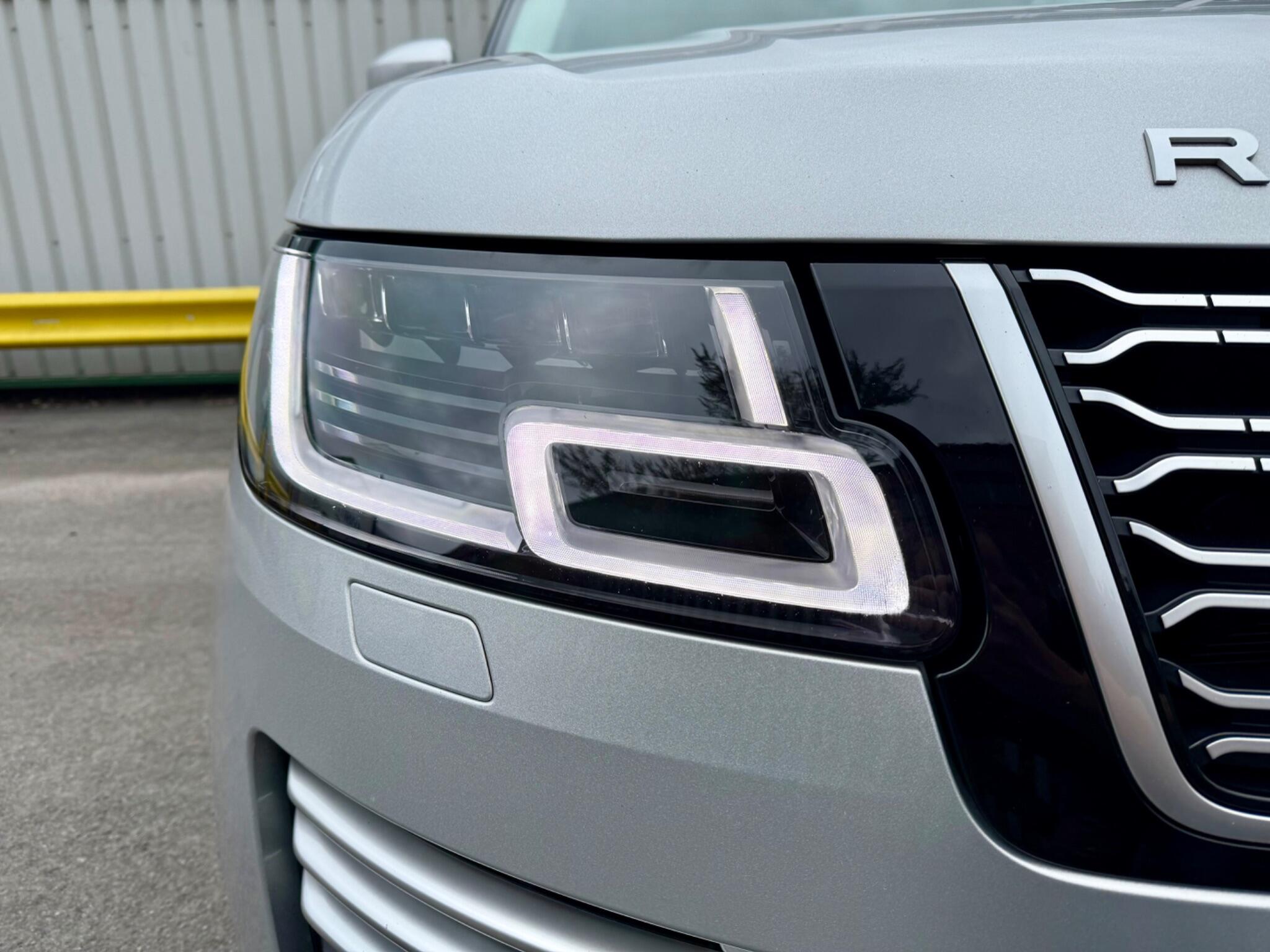 Land Rover Range Rover 2.0 P400e 13.1kWh Autobiography Auto 4WD Euro 6 (s/s) 5dr 5dr Automatic 2020