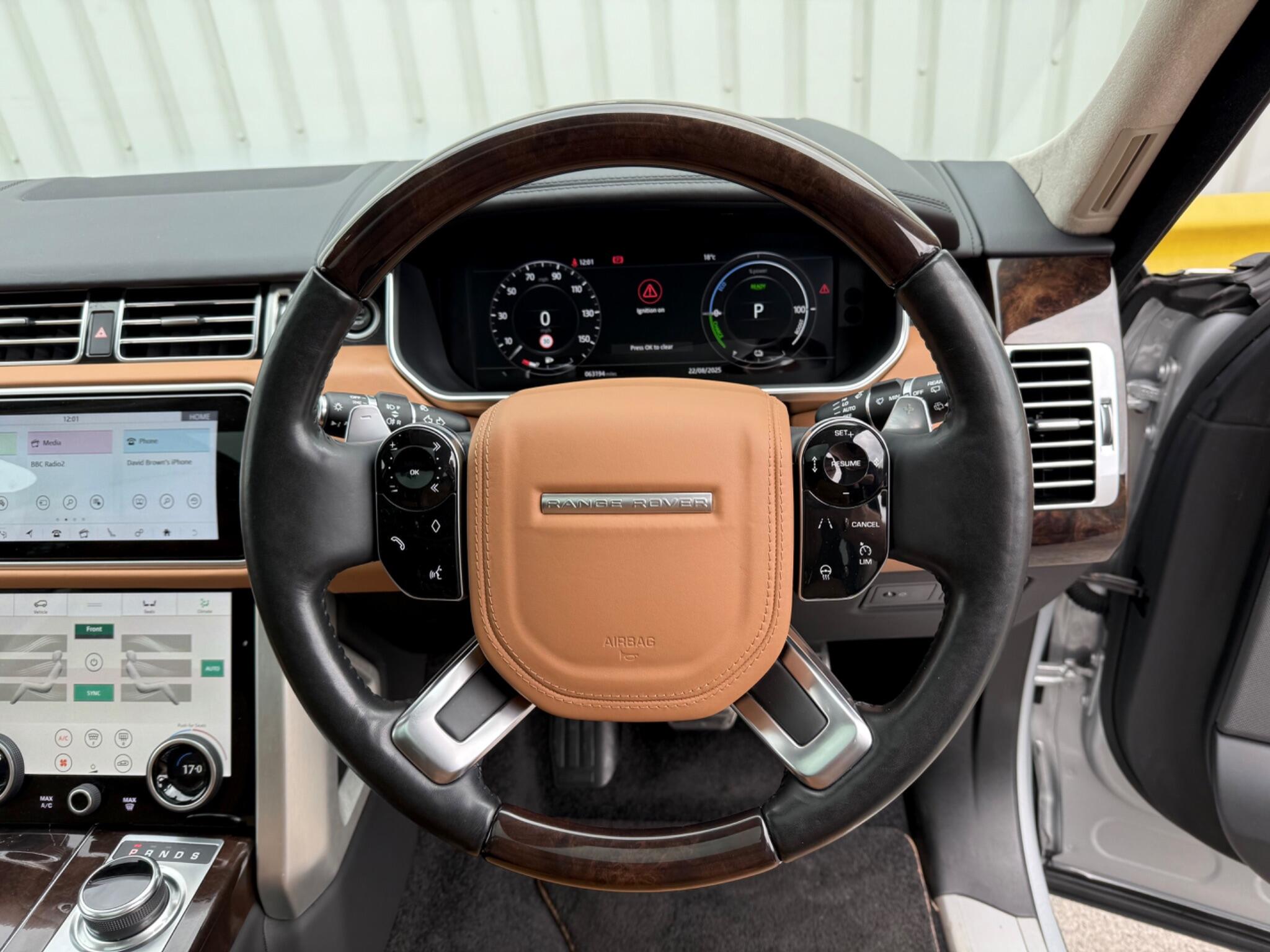 Land Rover Range Rover 2.0 P400e 13.1kWh Autobiography Auto 4WD Euro 6 (s/s) 5dr 5dr Automatic 2020