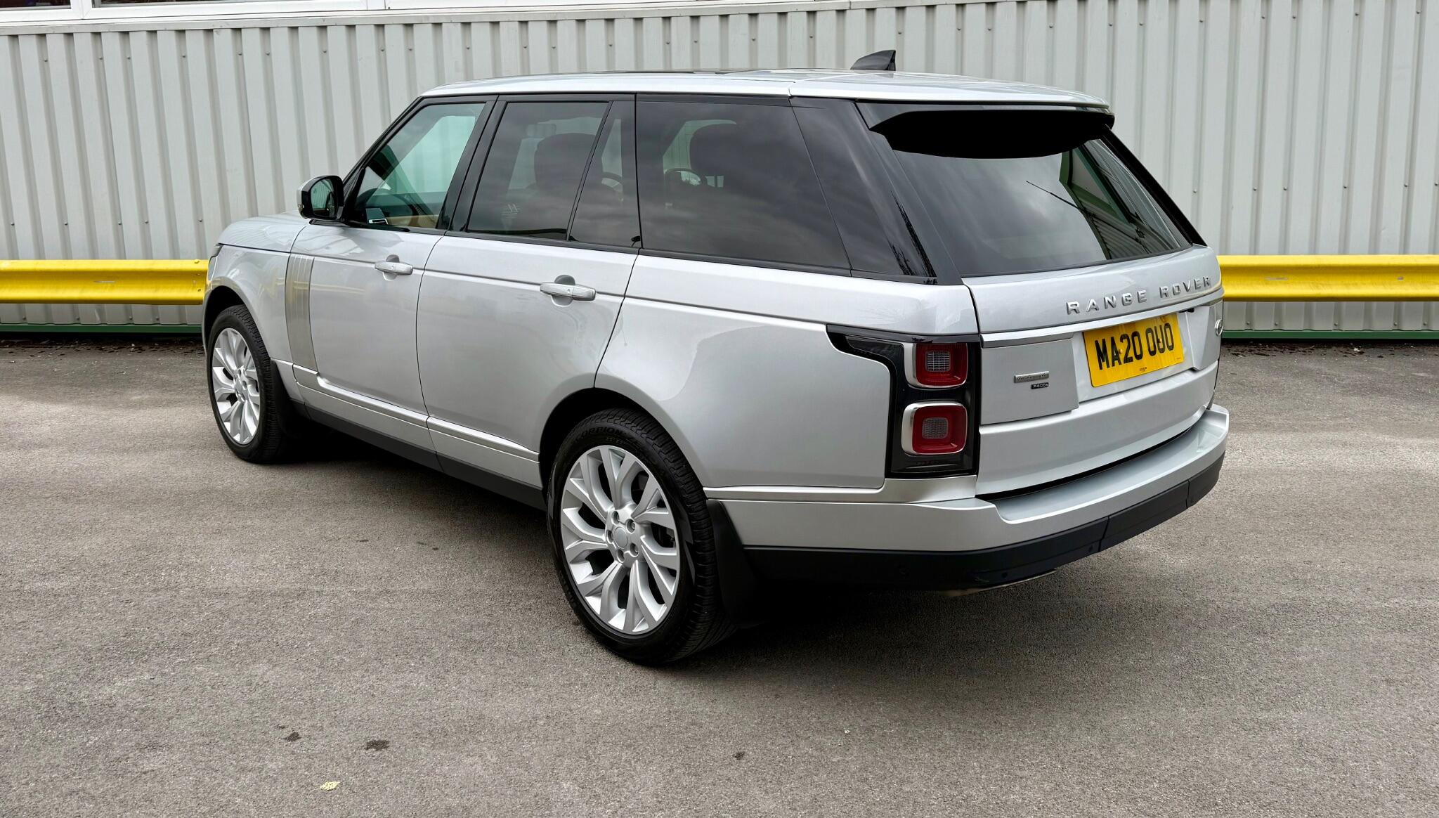 Land Rover Range Rover 2.0 P400e 13.1kWh Autobiography Auto 4WD Euro 6 (s/s) 5dr 5dr Automatic 2020
