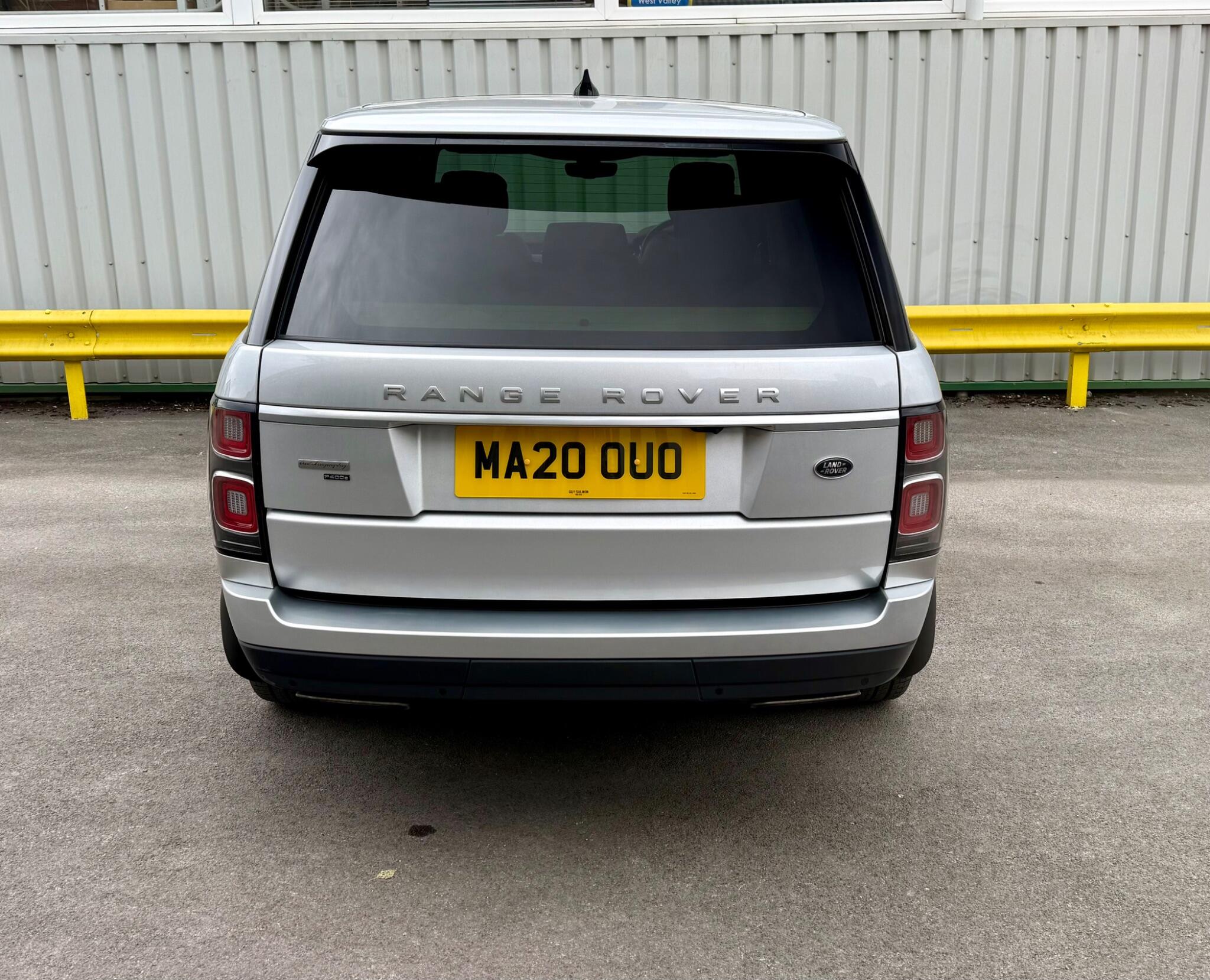 Land Rover Range Rover 2.0 P400e 13.1kWh Autobiography Auto 4WD Euro 6 (s/s) 5dr 5dr Automatic 2020