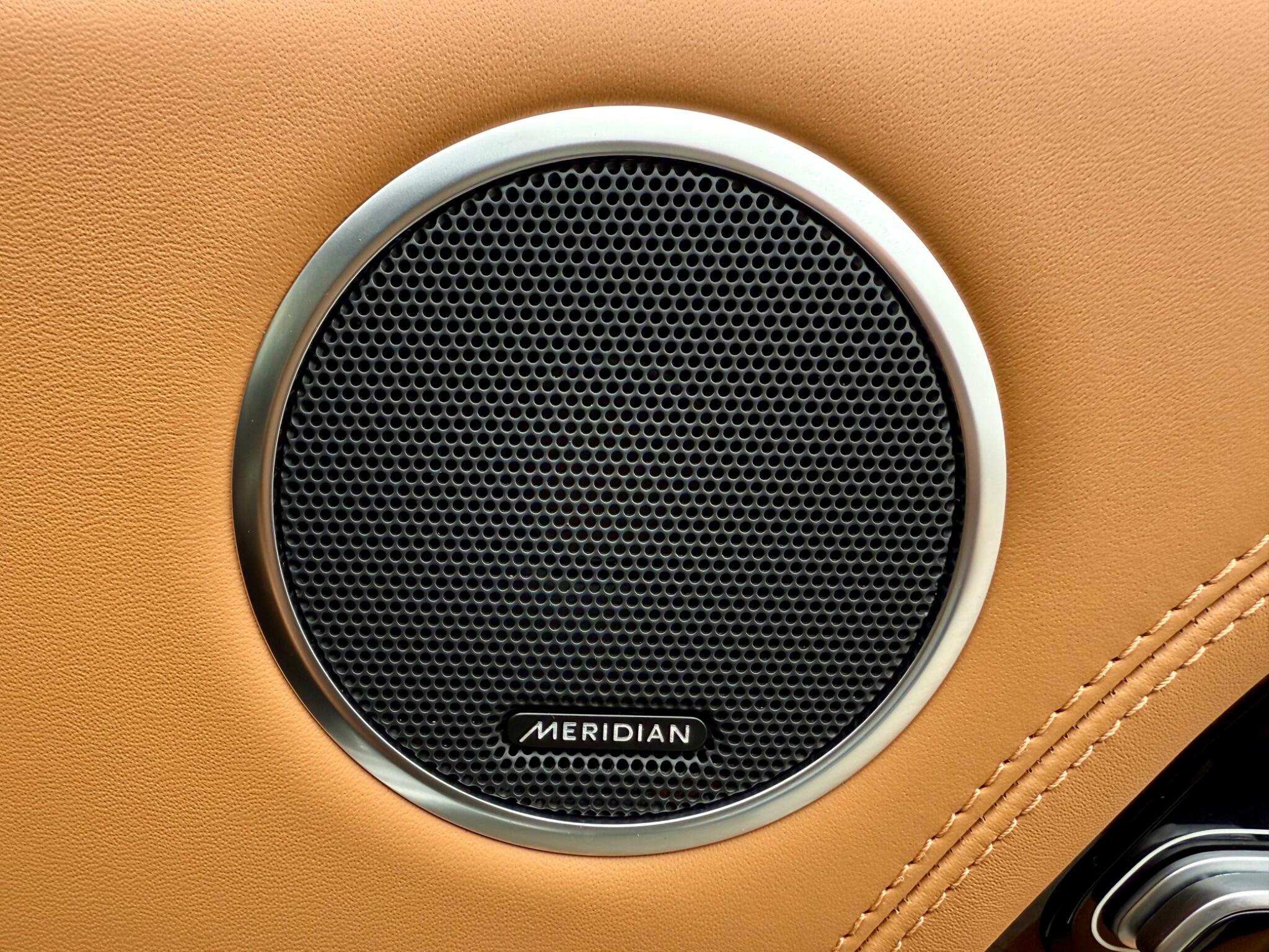 Land Rover Range Rover 2.0 P400e 13.1kWh Autobiography Auto 4WD Euro 6 (s/s) 5dr 5dr Automatic 2020