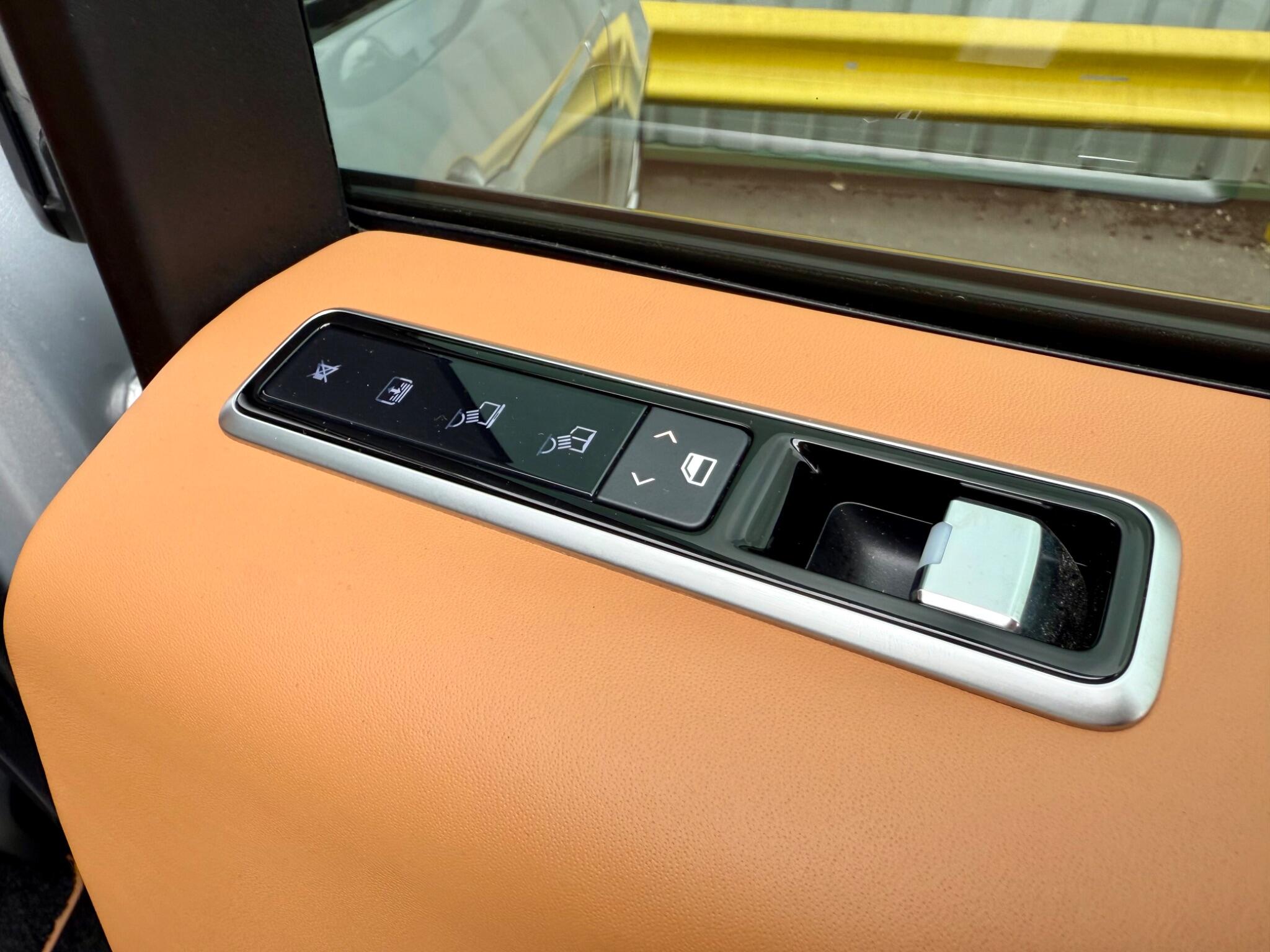 Land Rover Range Rover 2.0 P400e 13.1kWh Autobiography Auto 4WD Euro 6 (s/s) 5dr 5dr Automatic 2020