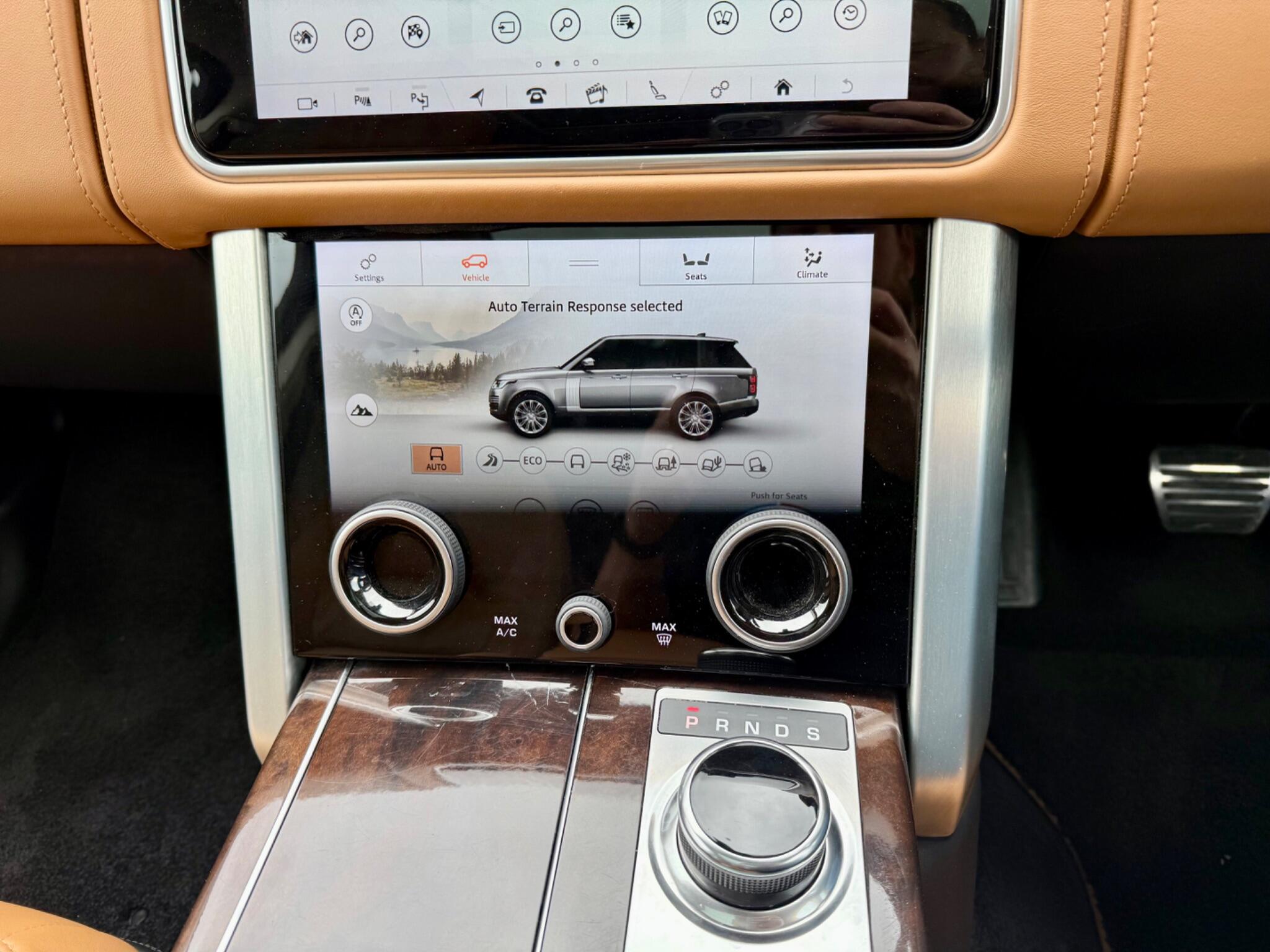 Land Rover Range Rover 2.0 P400e 13.1kWh Autobiography Auto 4WD Euro 6 (s/s) 5dr 5dr Automatic 2020