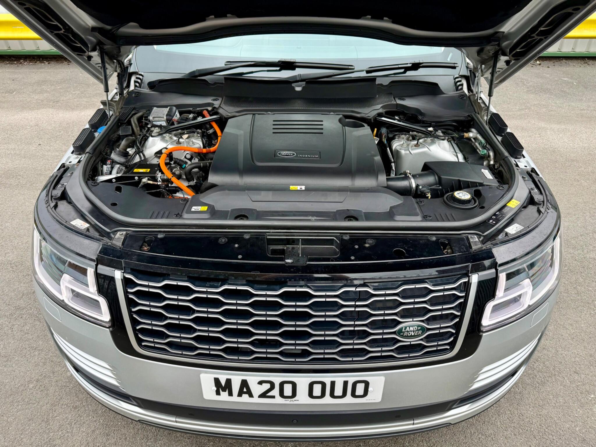 Land Rover Range Rover 2.0 P400e 13.1kWh Autobiography Auto 4WD Euro 6 (s/s) 5dr 5dr Automatic 2020