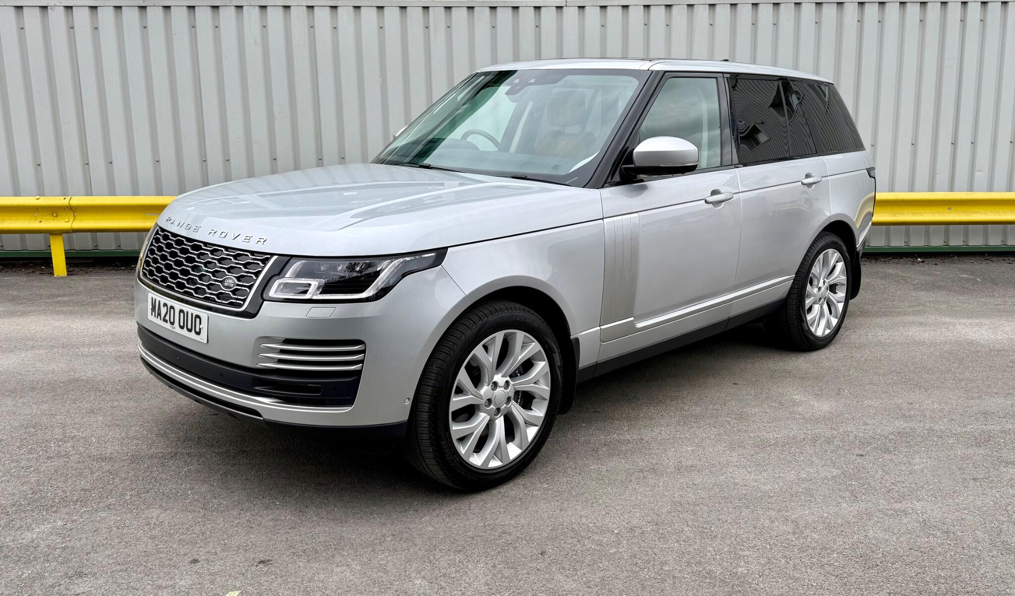 Land Rover Range Rover 2.0 P400e 13.1kWh Autobiography Auto 4WD Euro 6 (s/s) 5dr 5dr Automatic 2020