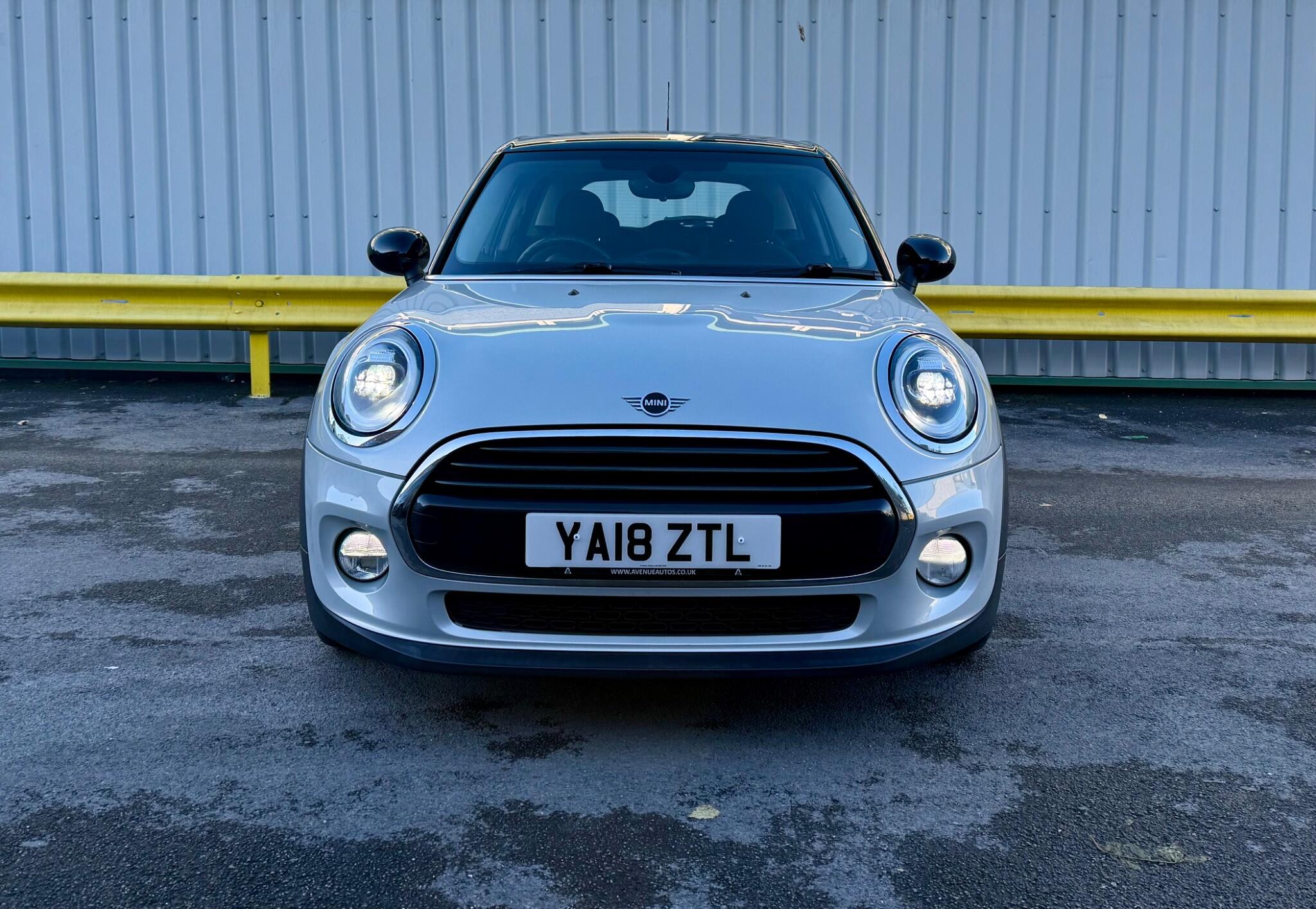 MINI Hatch 1.5 Cooper Euro 6 (s/s) 5dr 5dr Manual 2018