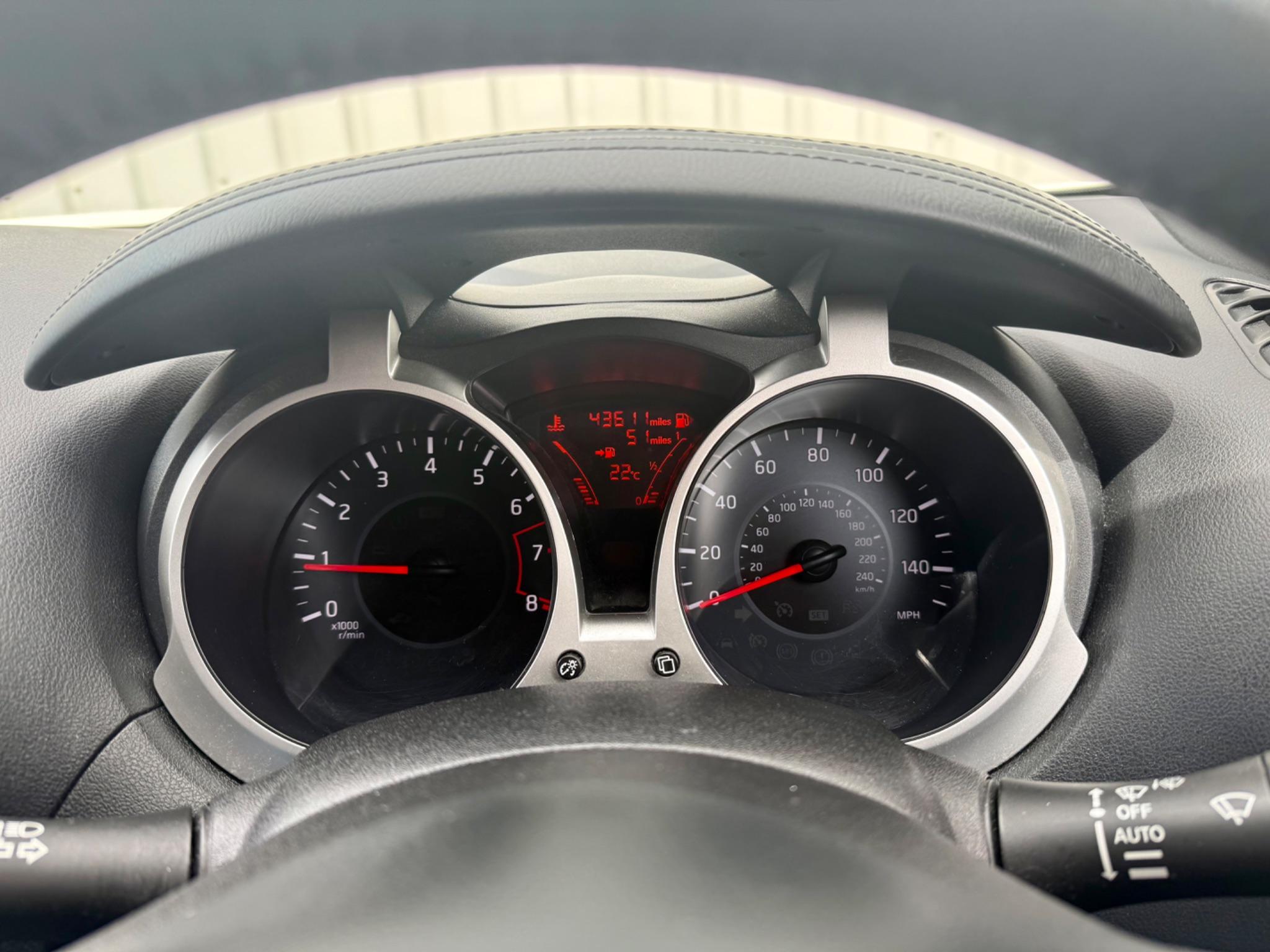 Nissan Juke 1.2 DIG-T N-Connecta Euro 6 (s/s) 5dr 5dr Manual 2016