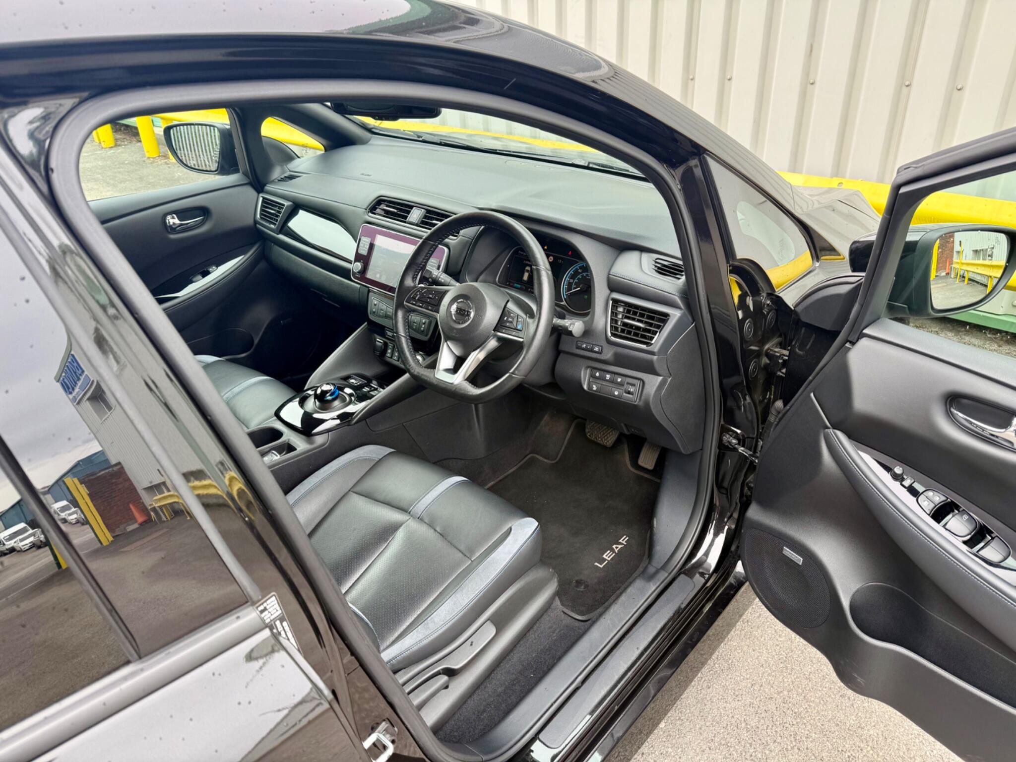 Nissan Leaf 40kWh Tekna Auto 5dr 5dr Automatic 2022