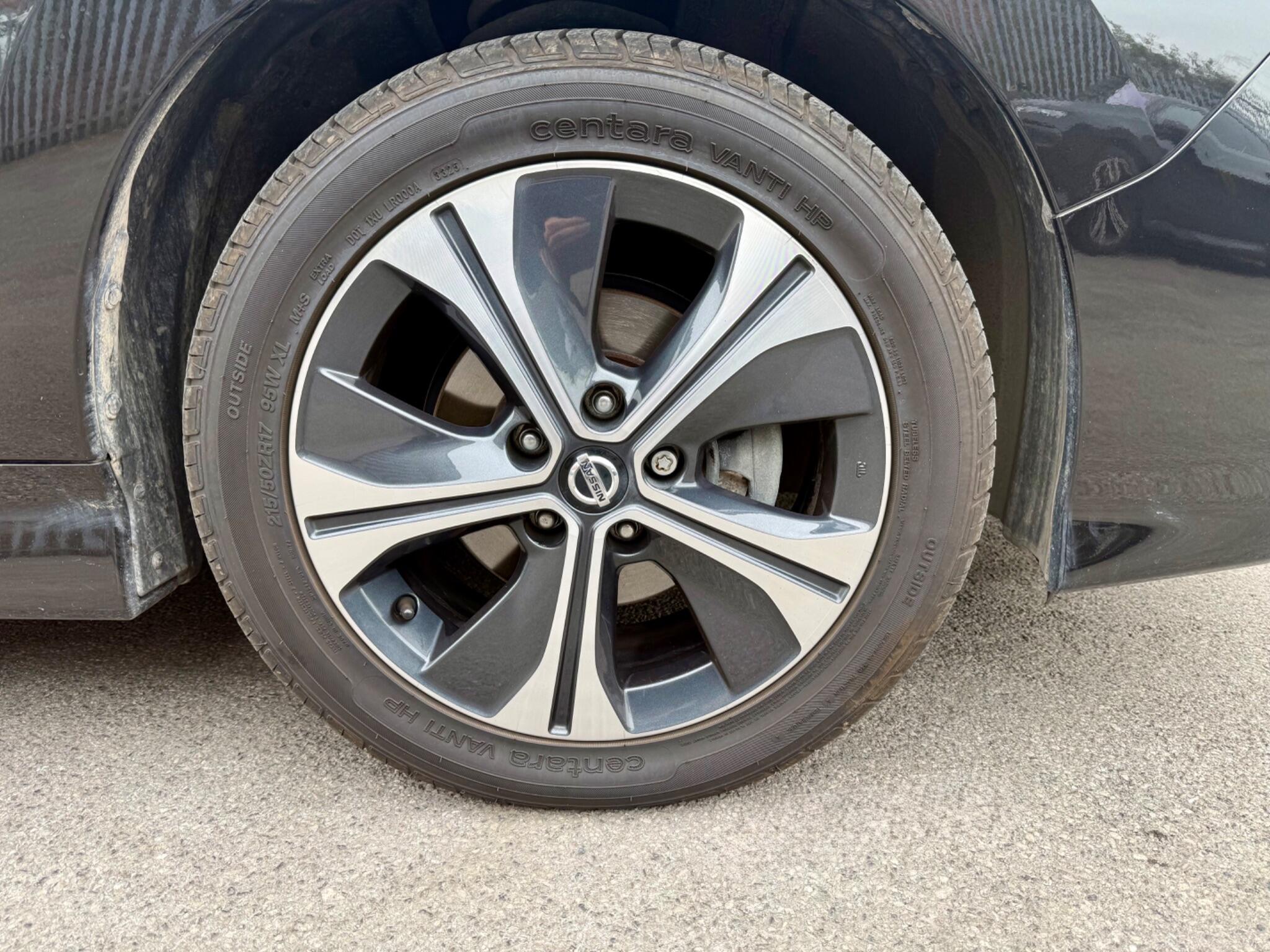 Nissan Leaf 40kWh Tekna Auto 5dr 5dr Automatic 2022