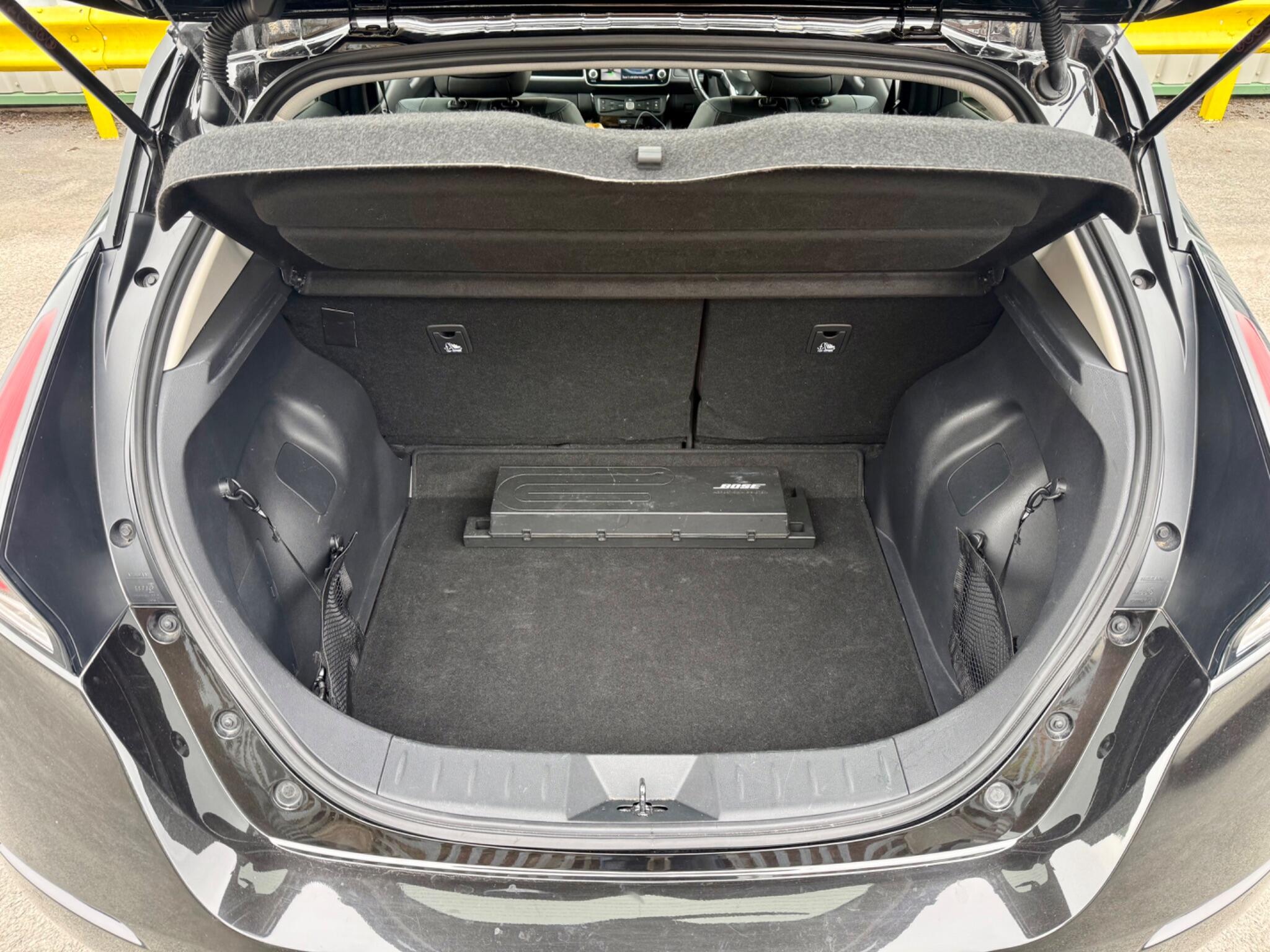 Nissan Leaf 40kWh Tekna Auto 5dr 5dr Automatic 2022