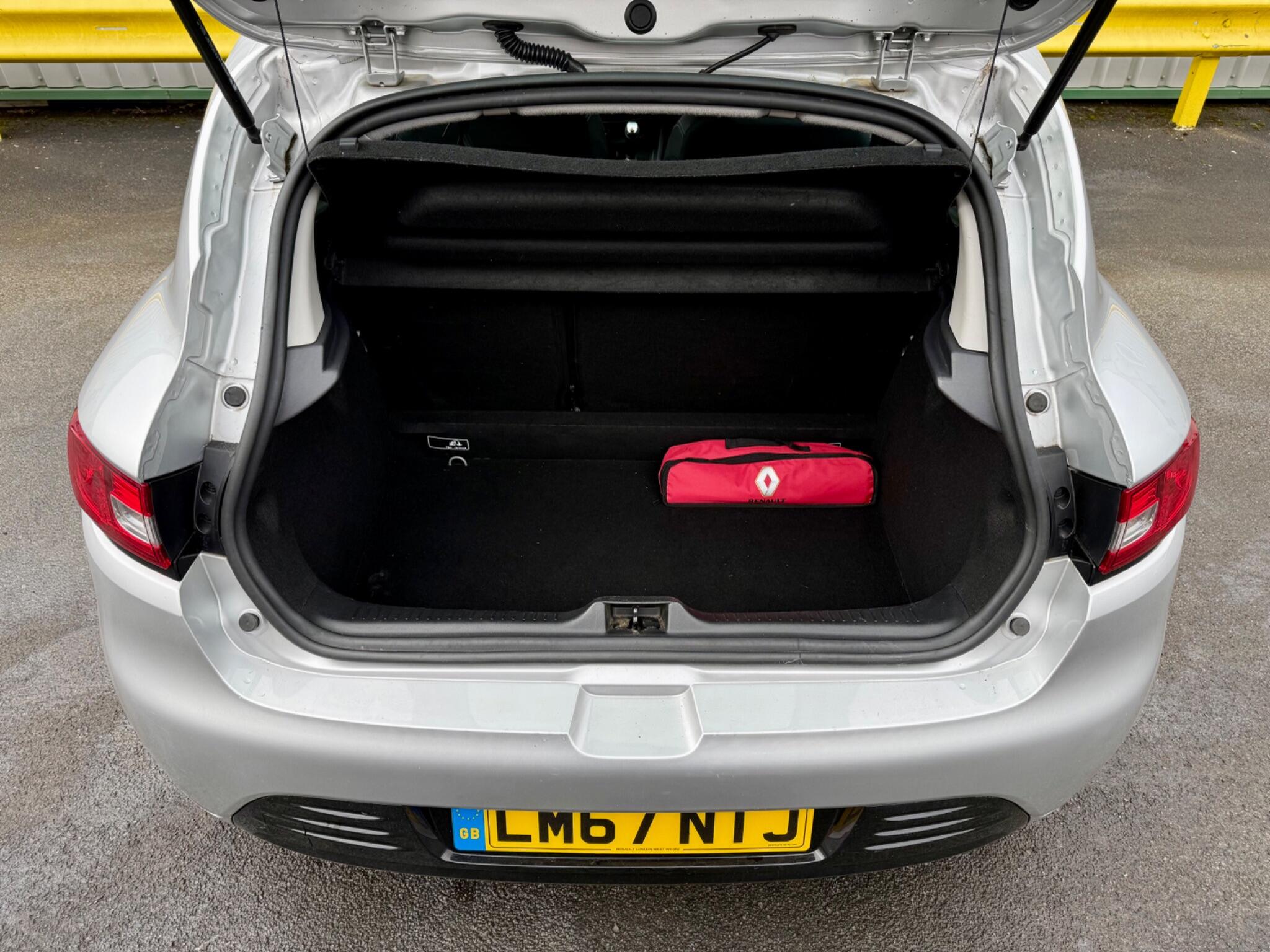 Renault Clio 0.9 TCe Dynamique Nav Euro 6 (s/s) 5dr 5dr Manual 2017