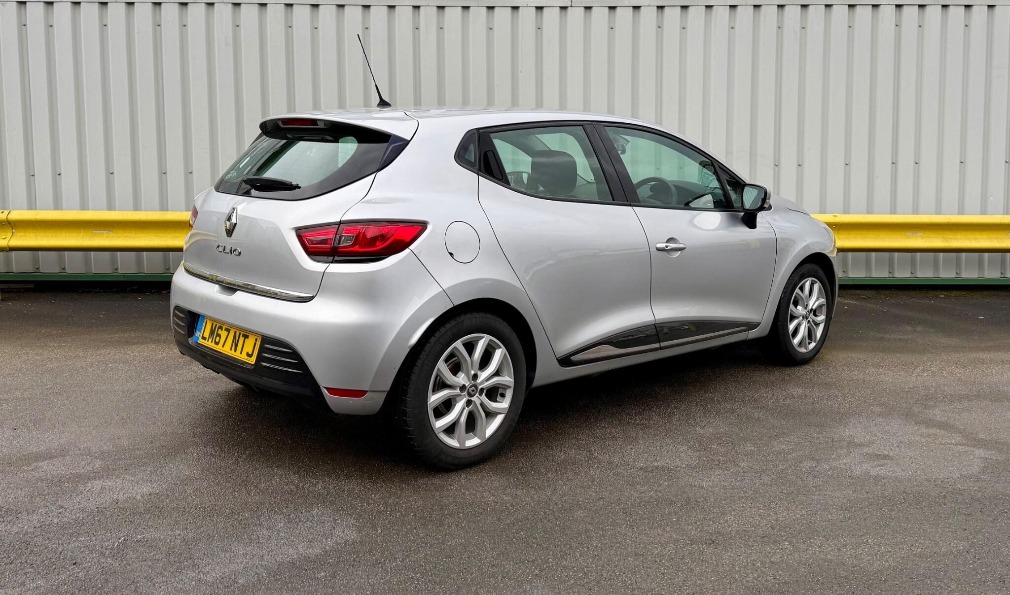 Renault Clio 0.9 TCe Dynamique Nav Euro 6 (s/s) 5dr 5dr Manual 2017