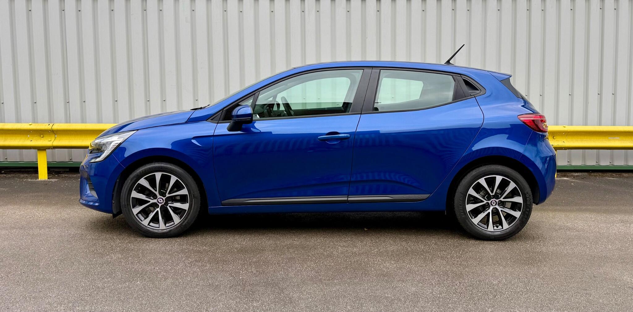 Renault Clio 1.0 TCe Iconic Euro 6 (s/s) 5dr 5dr Manual 2021