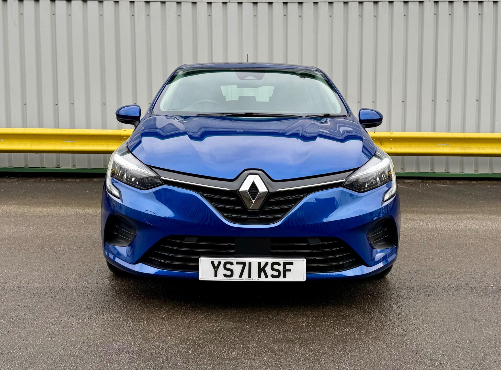 Renault Clio 1.0 TCe Iconic Euro 6 (s/s) 5dr 5dr Manual 2021