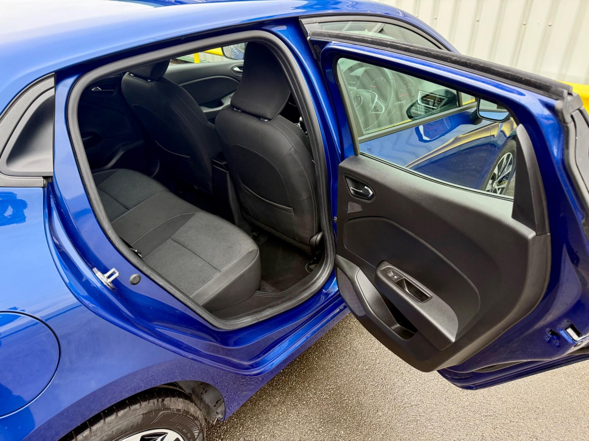 Renault Clio 1.0 TCe Iconic Euro 6 (s/s) 5dr 5dr Manual 2021