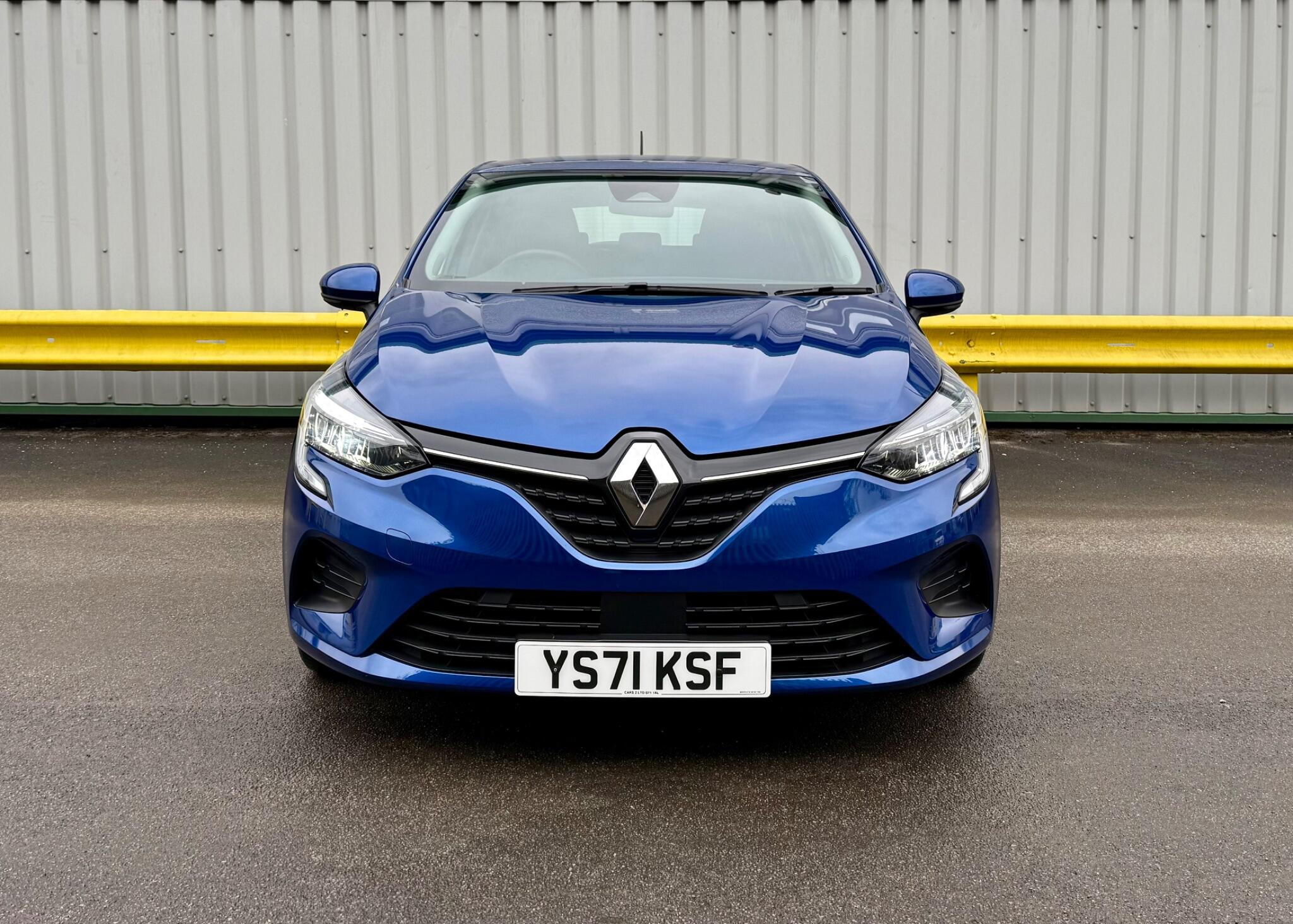 Renault Clio 1.0 TCe Iconic Euro 6 (s/s) 5dr 5dr Manual 2021