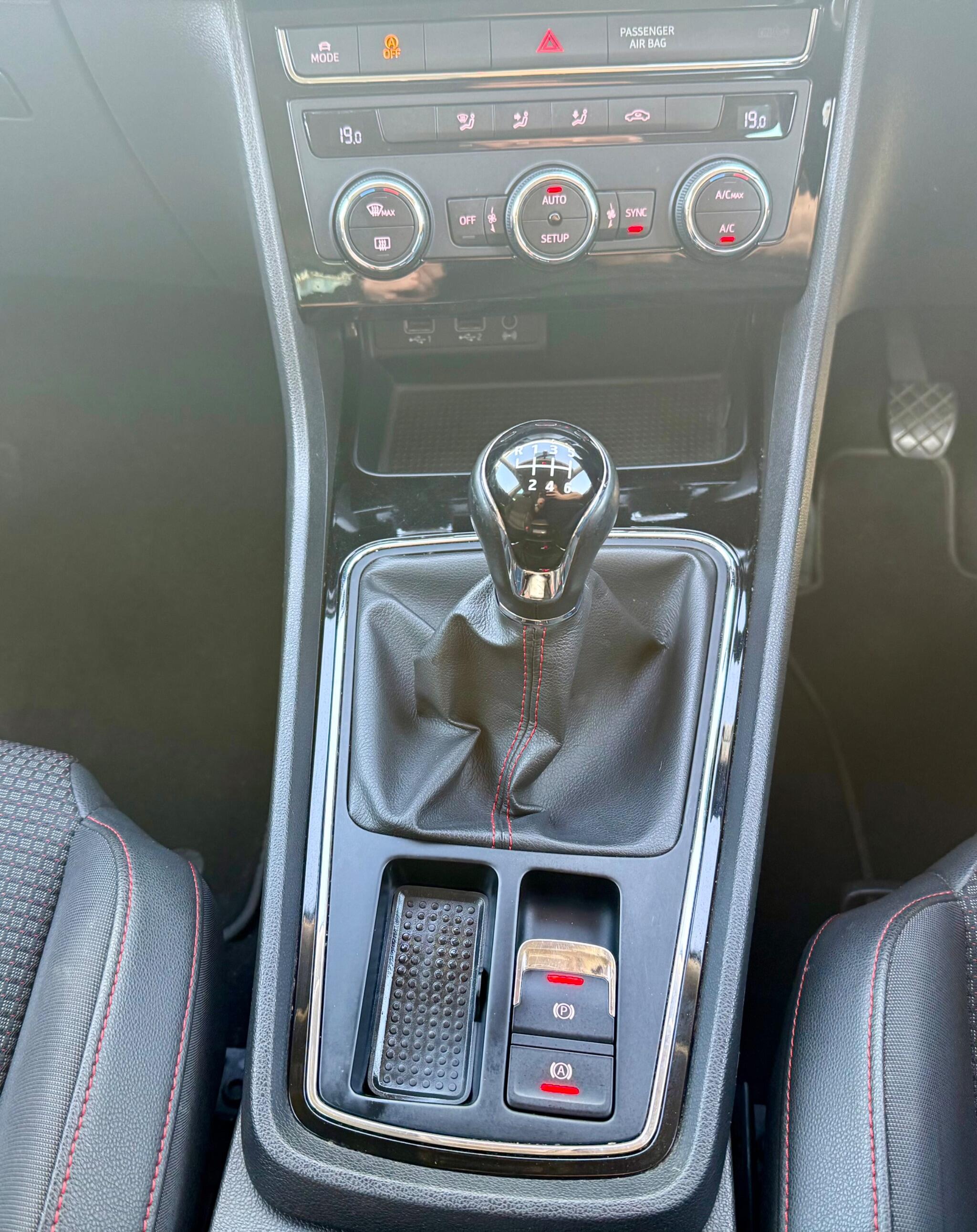 Seat Leon 1.4 EcoTSI FR Technology Euro 6 (s/s) 5dr 5dr Manual 2017