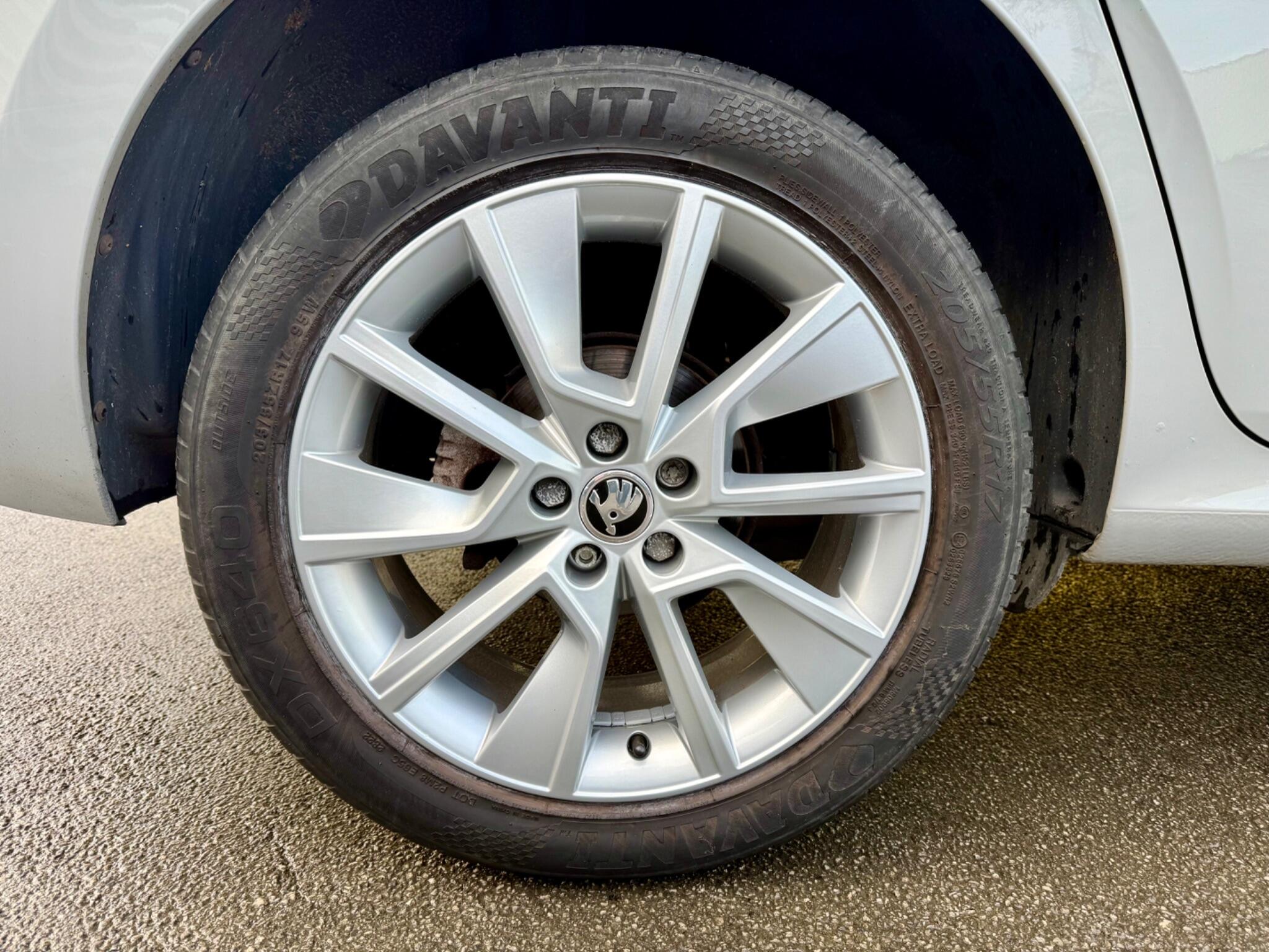 Skoda Kamiq 1.5 TSI ACT SE Euro 6 (s/s) 5dr 5dr Manual 2020