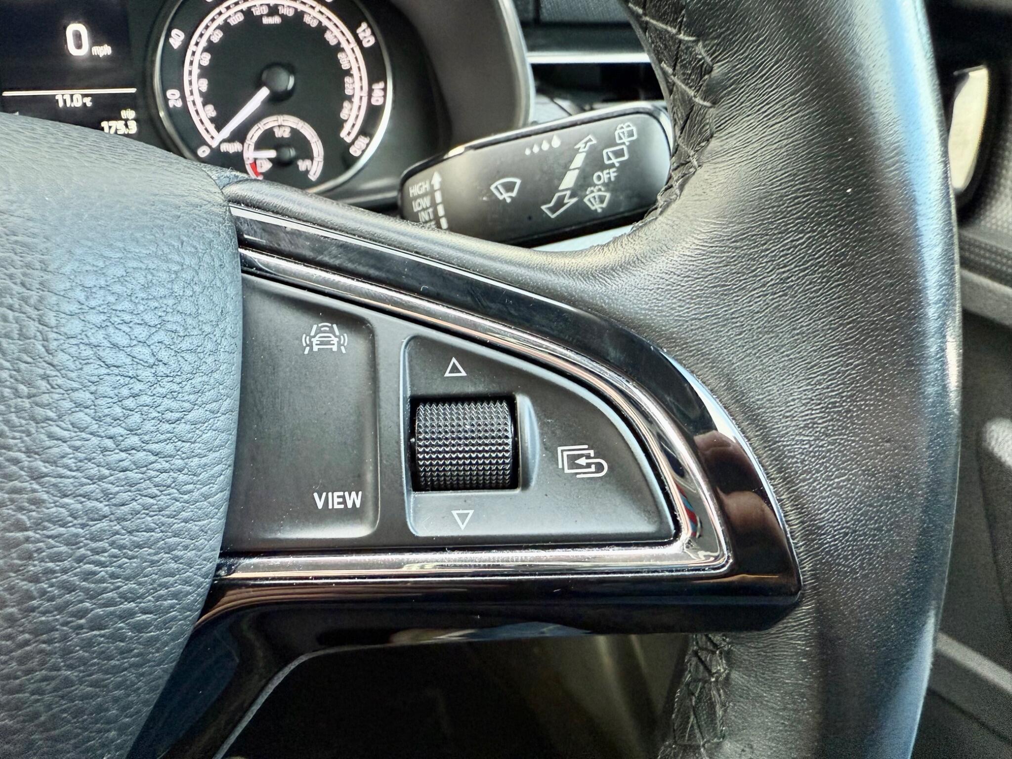 Skoda Kamiq 1.5 TSI ACT SE Euro 6 (s/s) 5dr 5dr Manual 2020