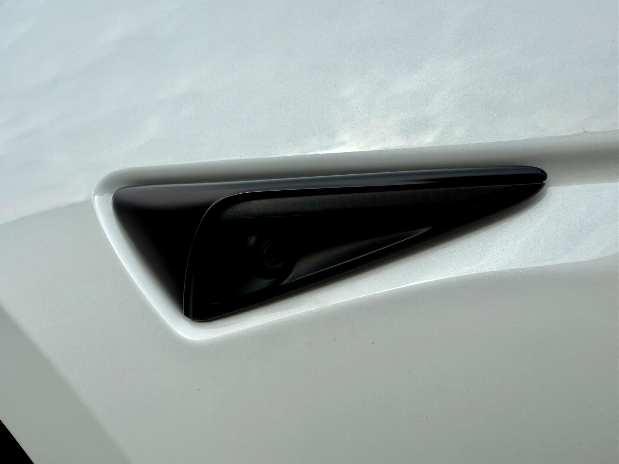 Tesla Model Y (Dual Motor) Long Range Auto 4WDE 5dr 5dr Automatic 2022