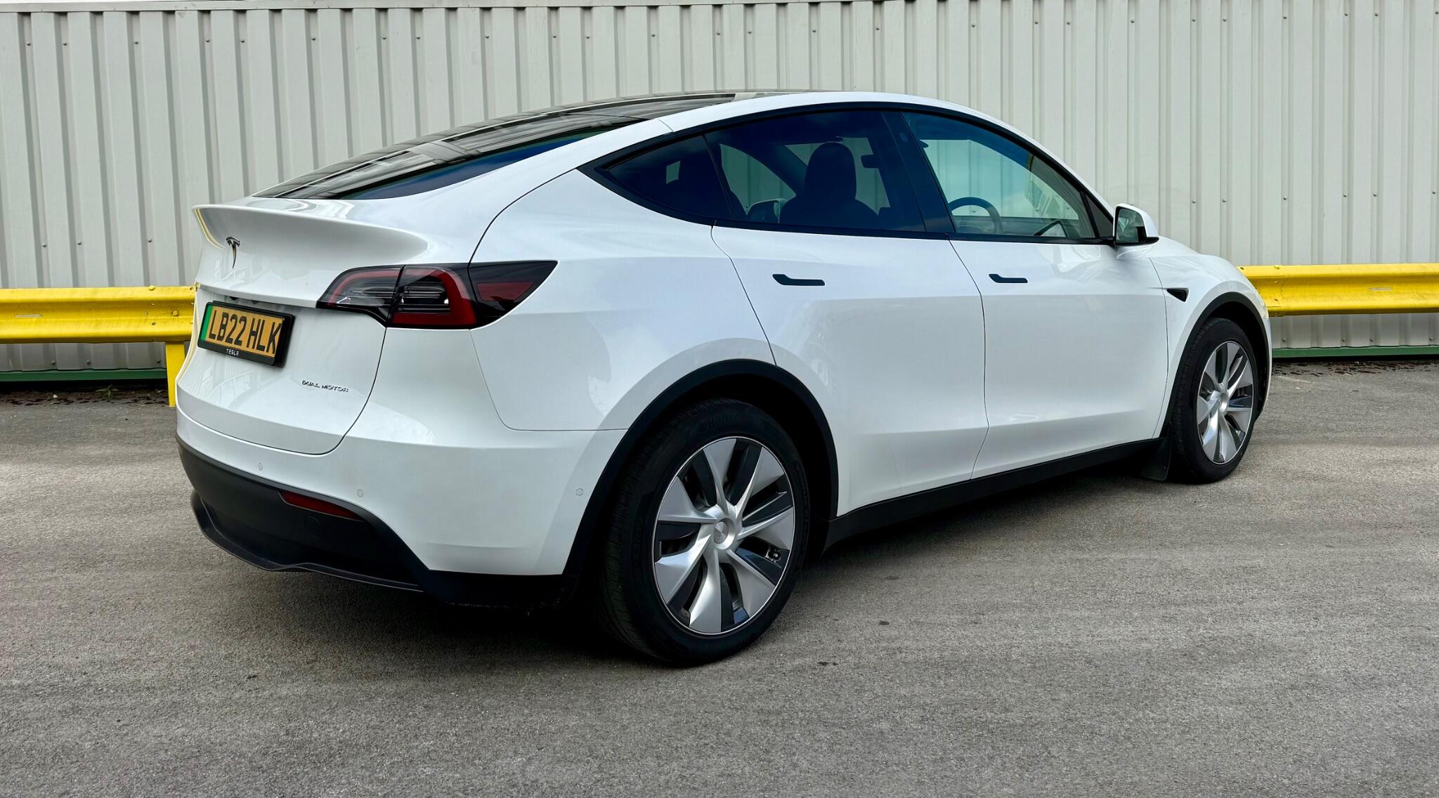 Tesla Model Y (Dual Motor) Long Range Auto 4WDE 5dr 5dr Automatic 2022