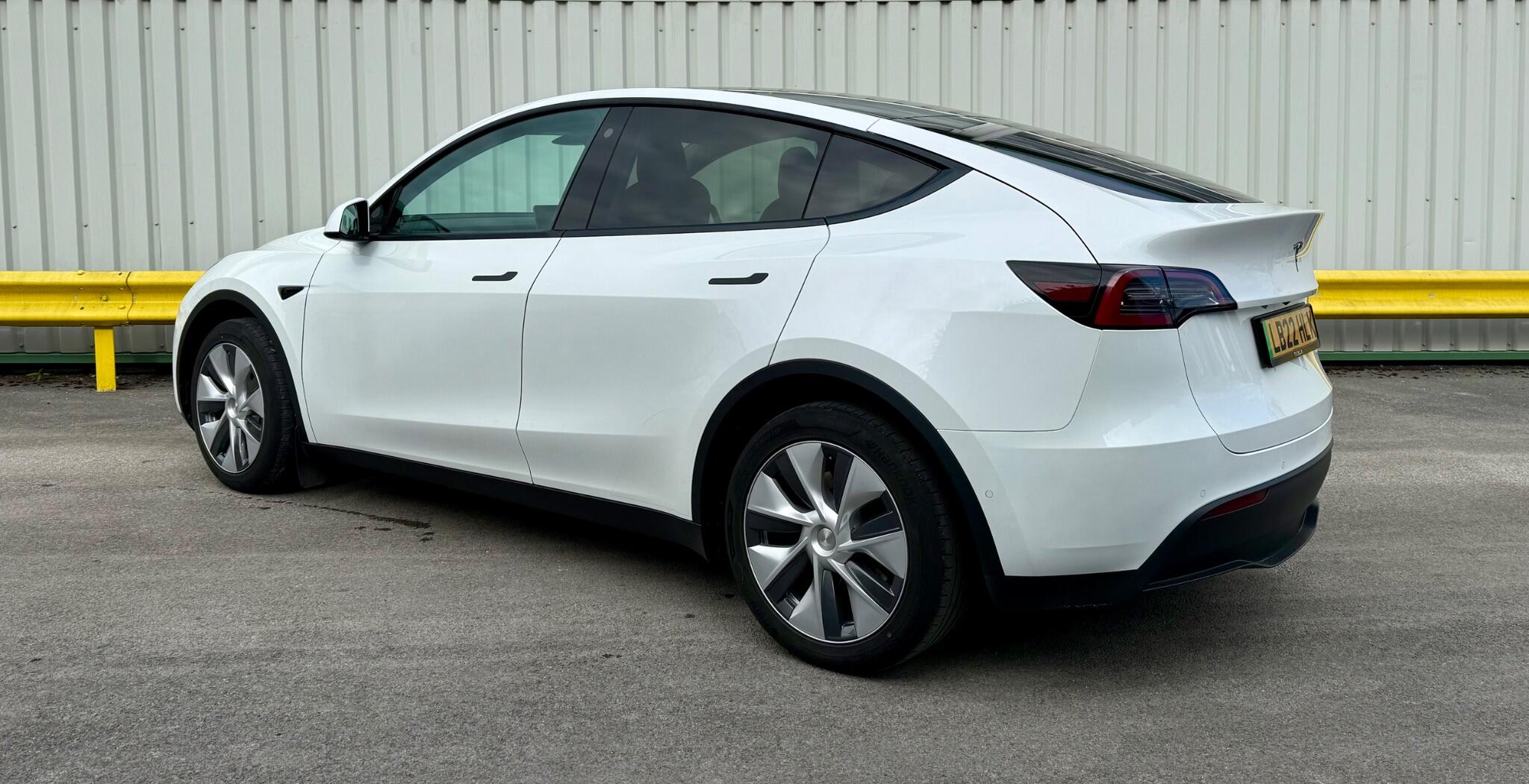 Tesla Model Y (Dual Motor) Long Range Auto 4WDE 5dr 5dr Automatic 2022