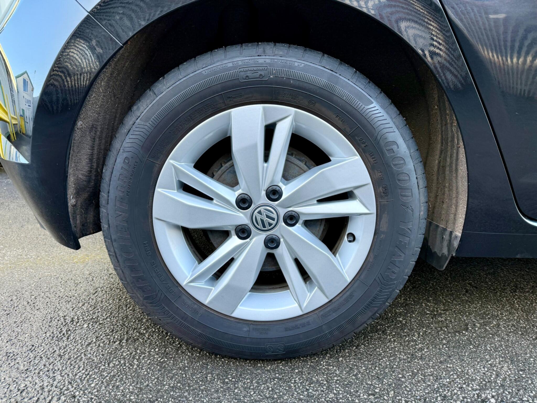 Volkswagen Polo 1.0 TSI SE Euro 6 (s/s) 5dr 5dr Manual 2018