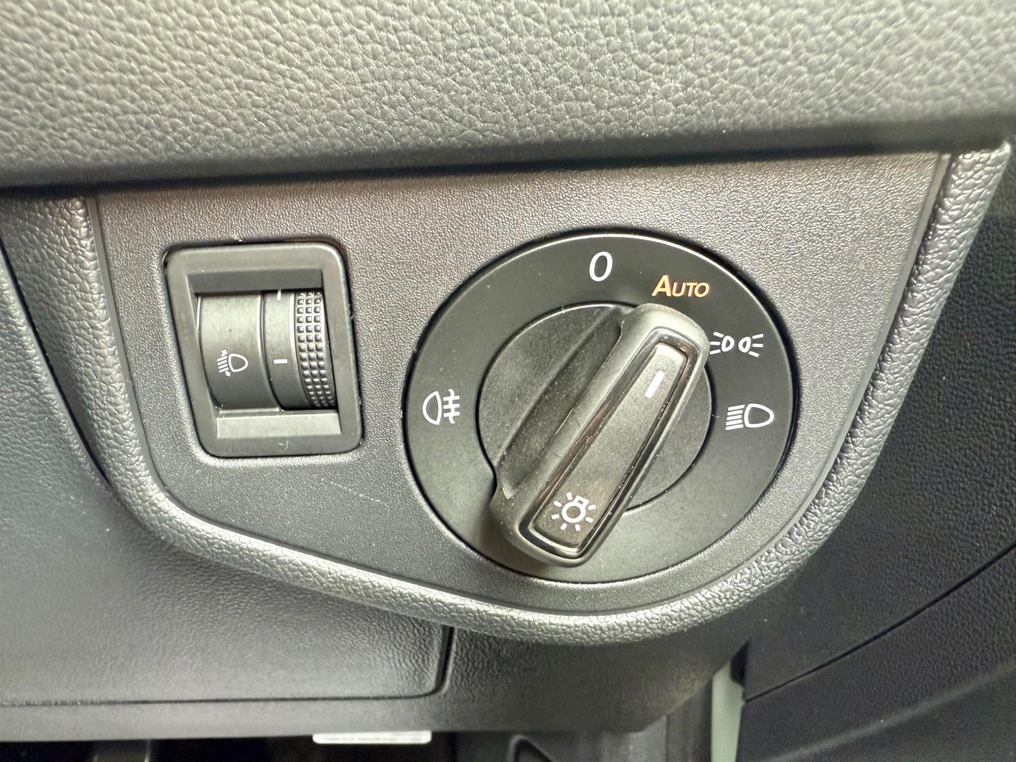 Volkswagen Polo 1.0 TSI SEL Euro 6 (s/s) 5dr 5dr Manual 2018