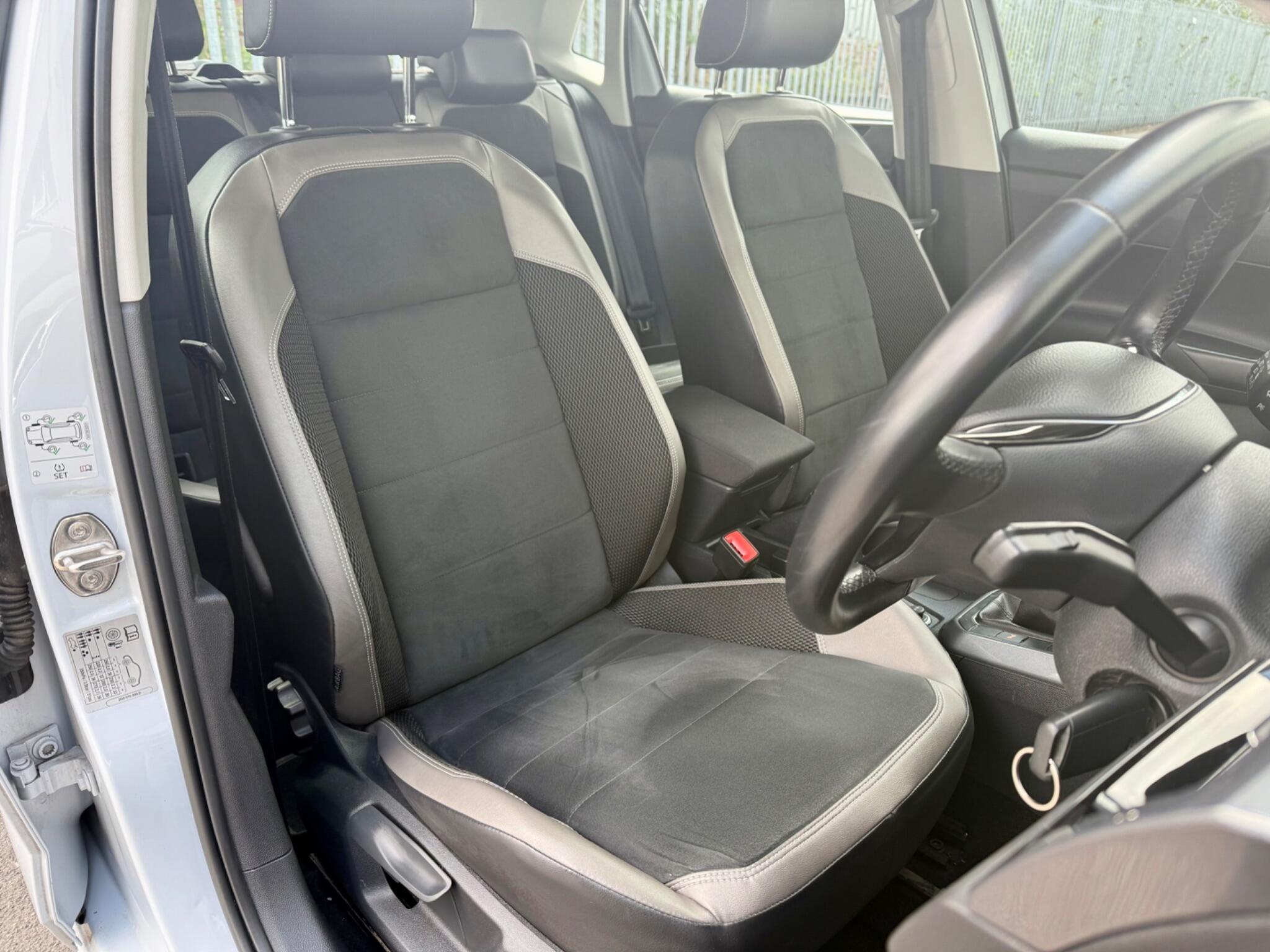 Volkswagen Polo 1.0 TSI SEL Euro 6 (s/s) 5dr 5dr Manual 2018