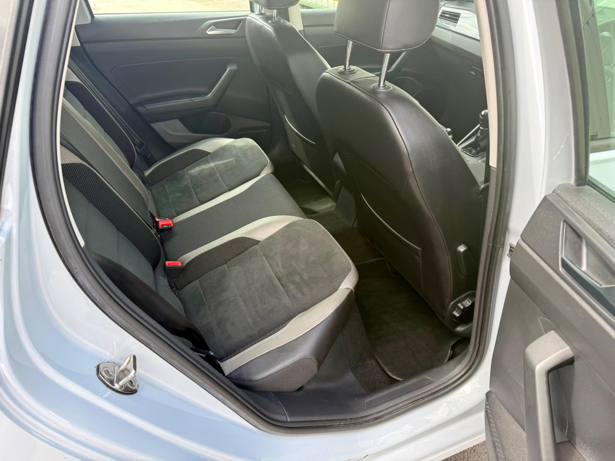 Volkswagen Polo 1.0 TSI SEL Euro 6 (s/s) 5dr 5dr Manual 2018