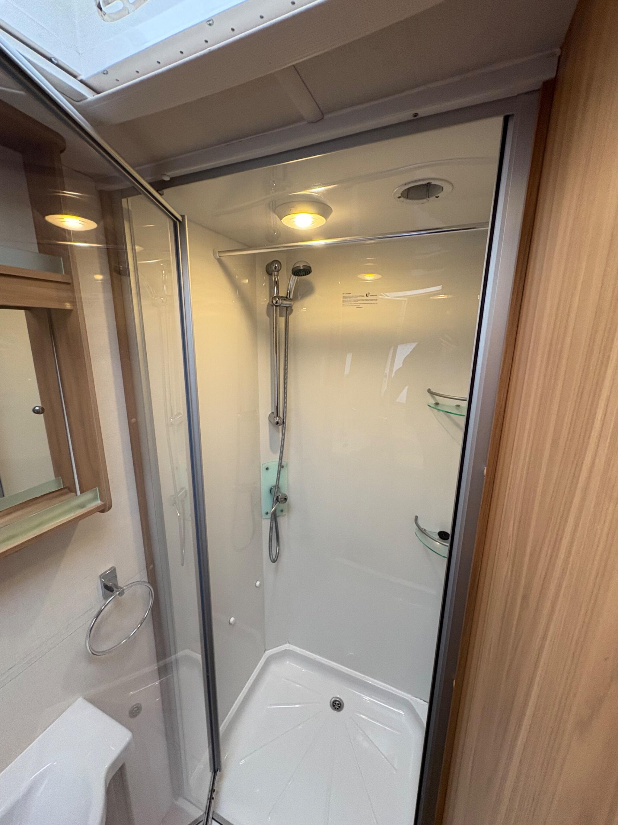 Lunar Delta RS 0dr 2025