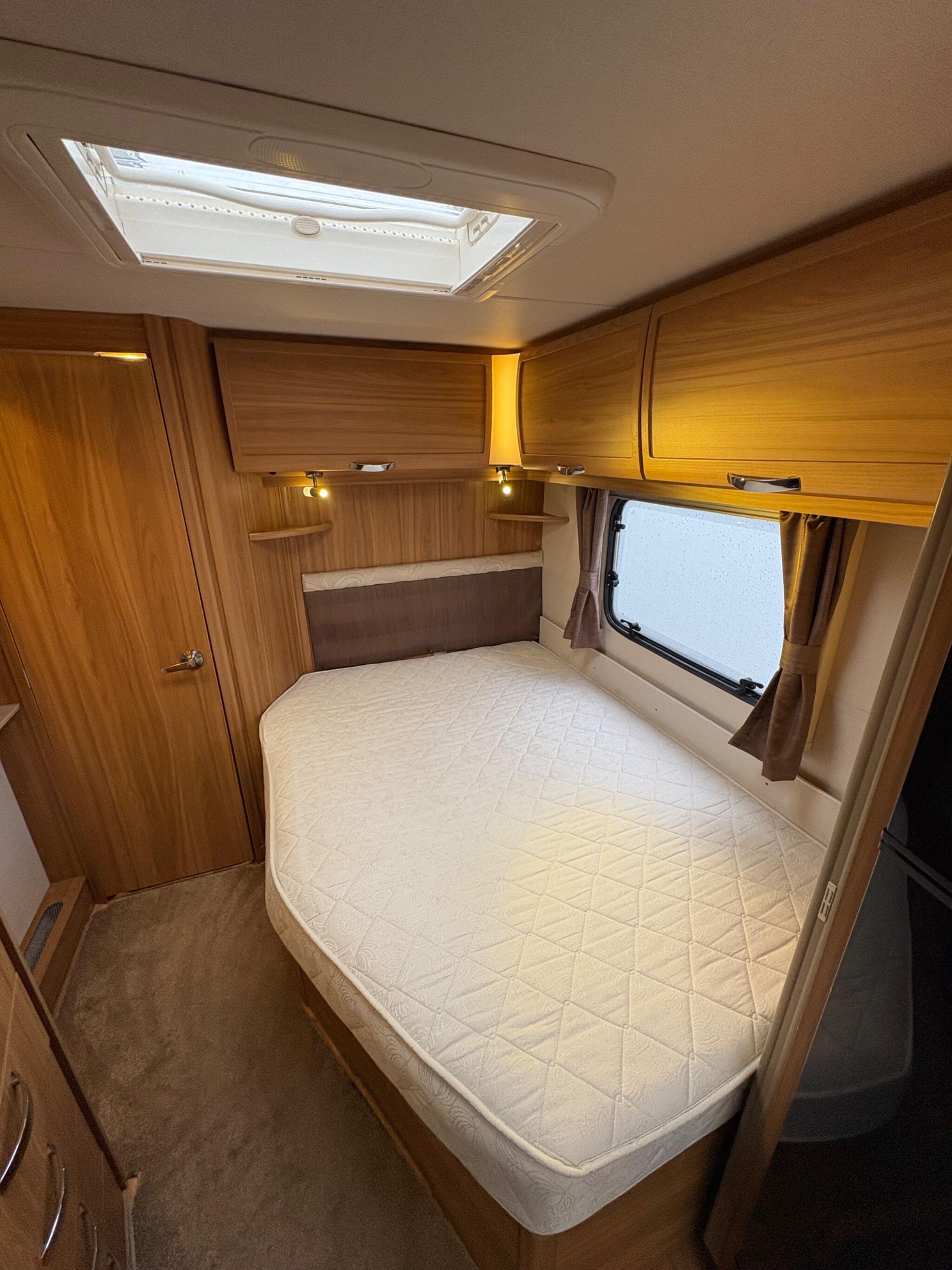 Lunar Delta RS 0dr 2025