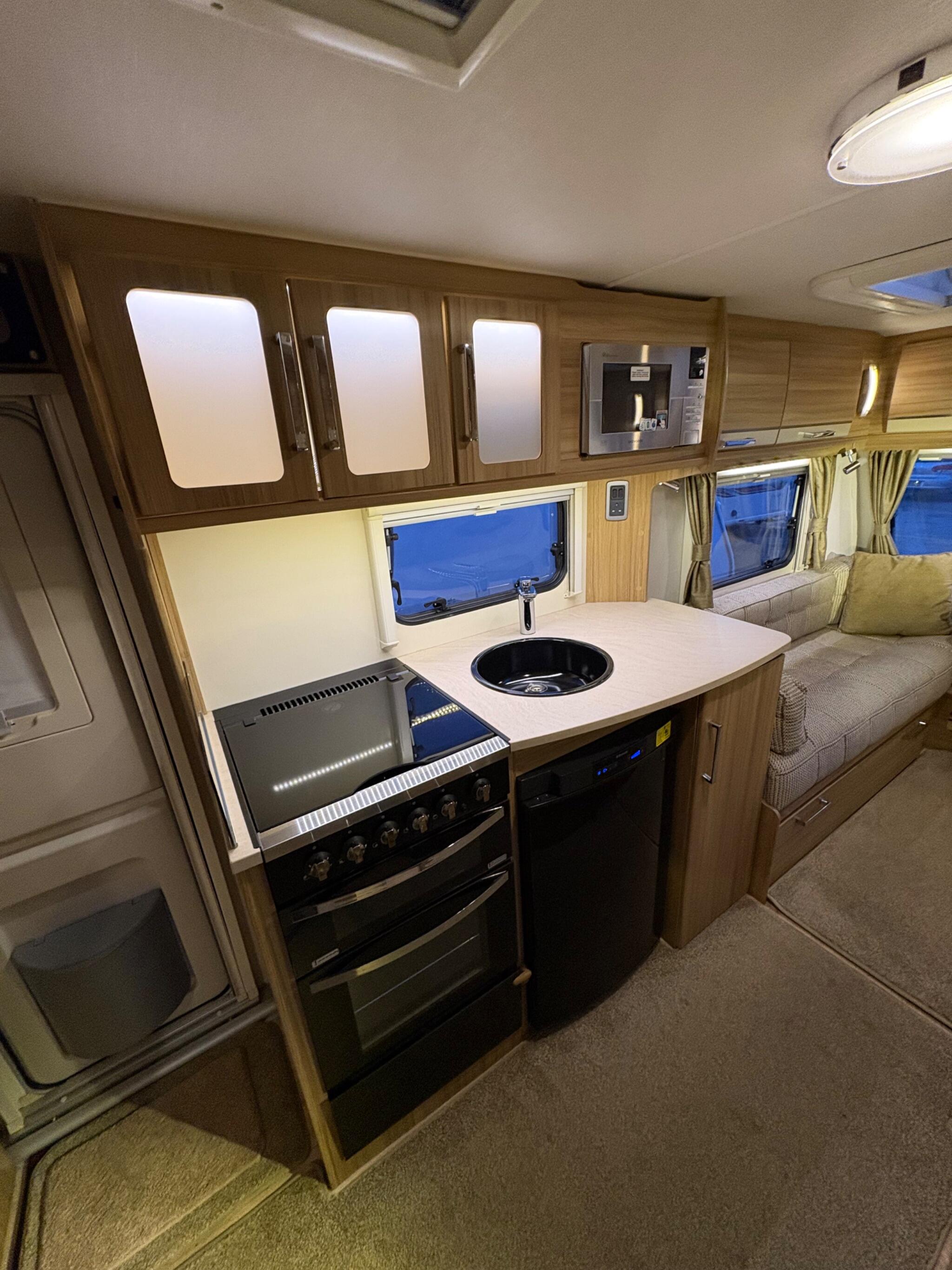 Lunar Ultima 524 0dr 2025