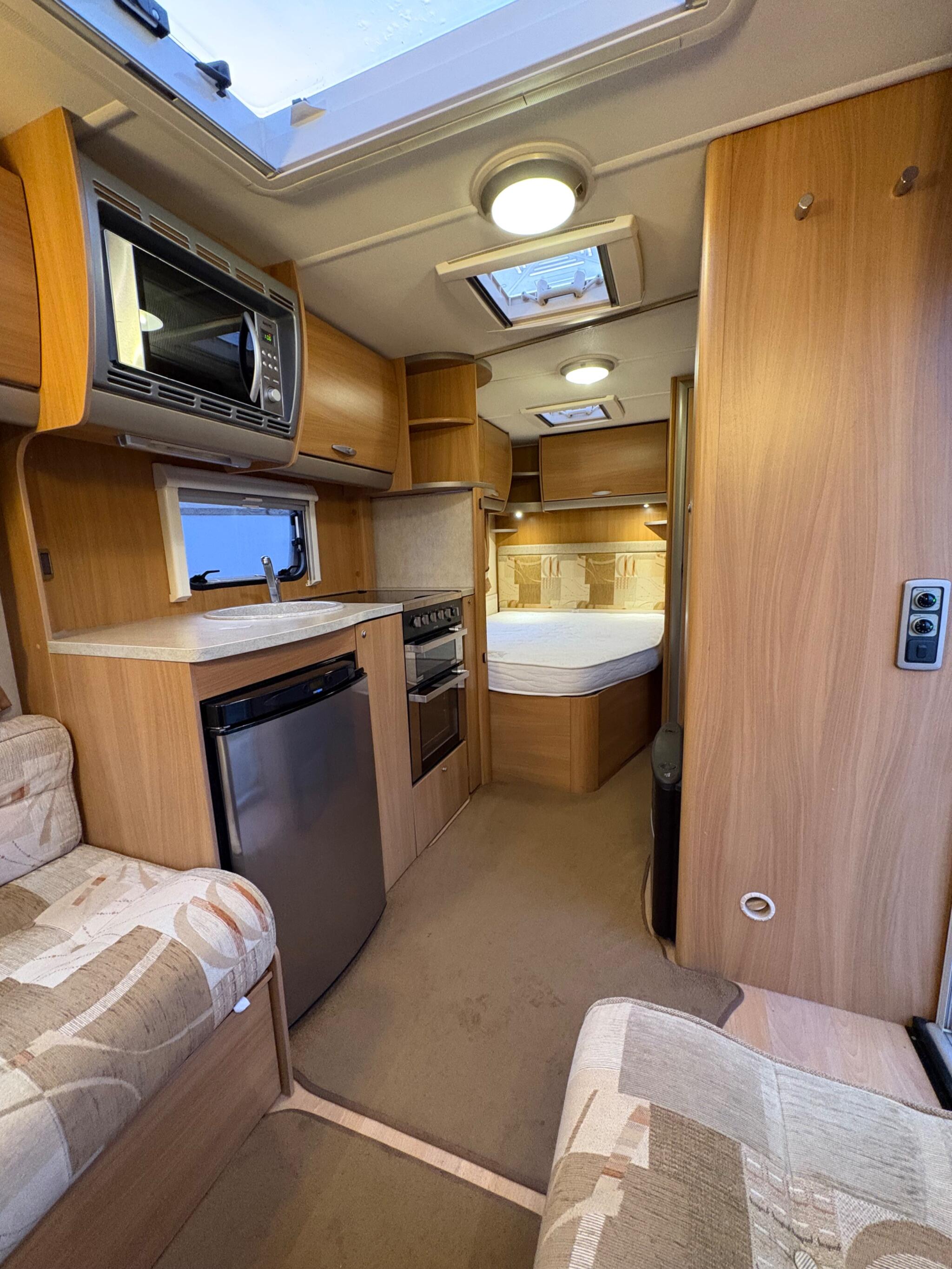 Swift Charisma 535 0dr 2025