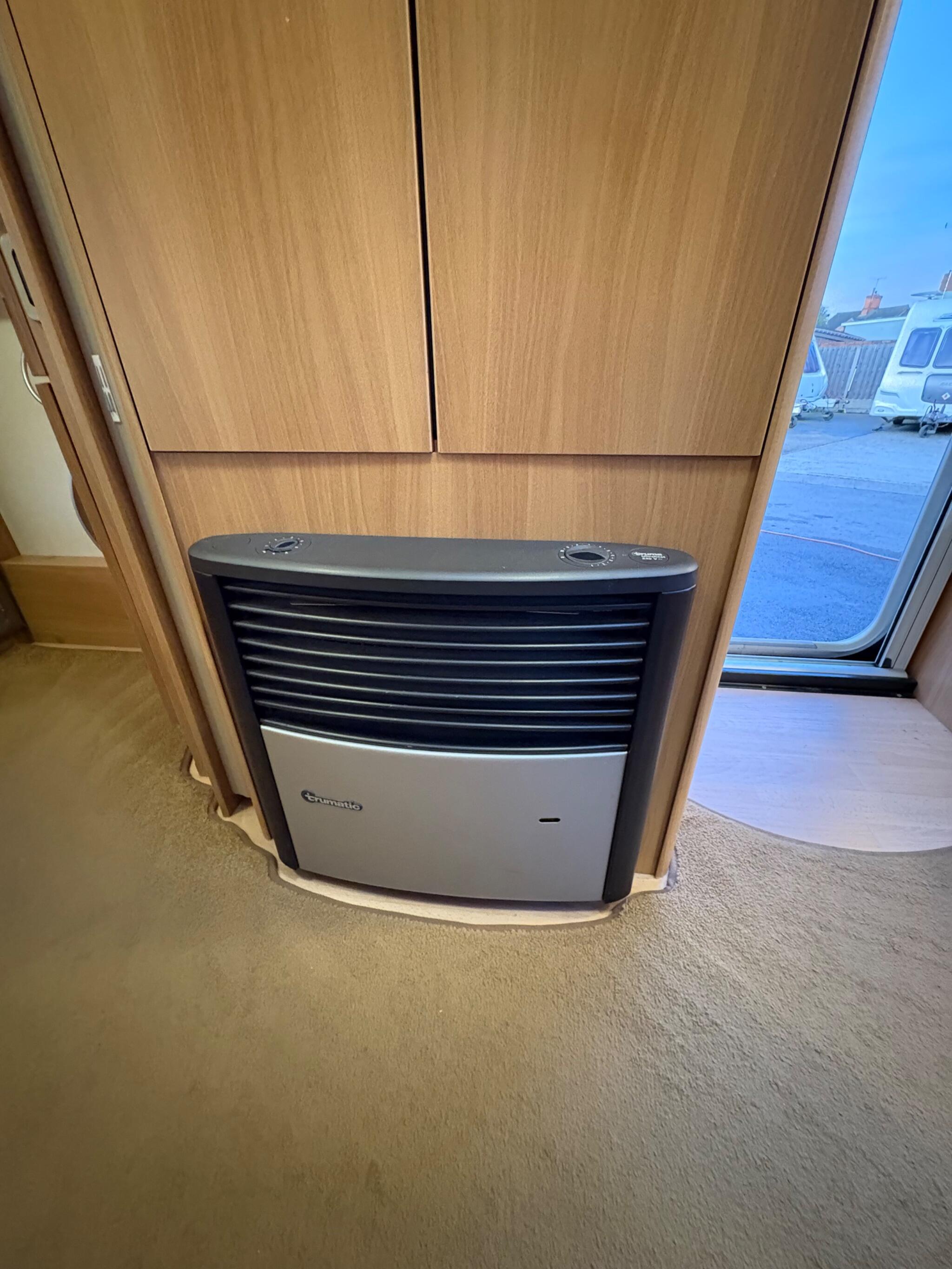 Swift Charisma 535 0dr 2025