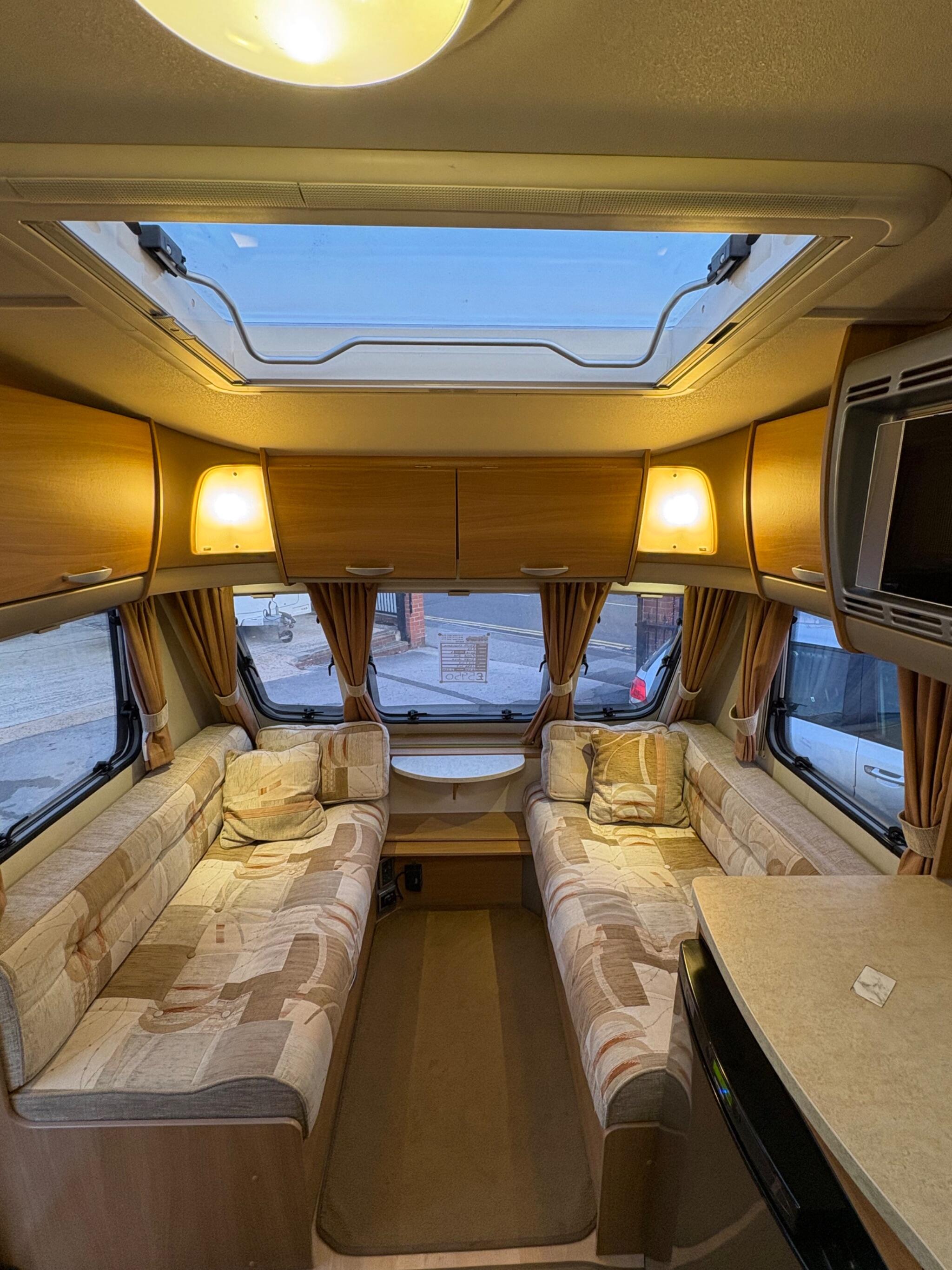 Swift Charisma 535 0dr 2025