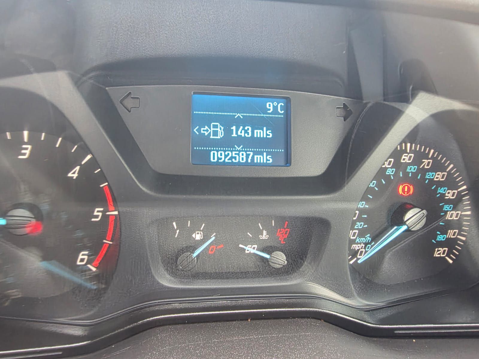 Ford Transit 2.2 TDCi 350 Chassis Cab 2dr Diesel Manual RWD L3 H1 Euro 5 (DRW) (125 ps) 2dr Manual 2016