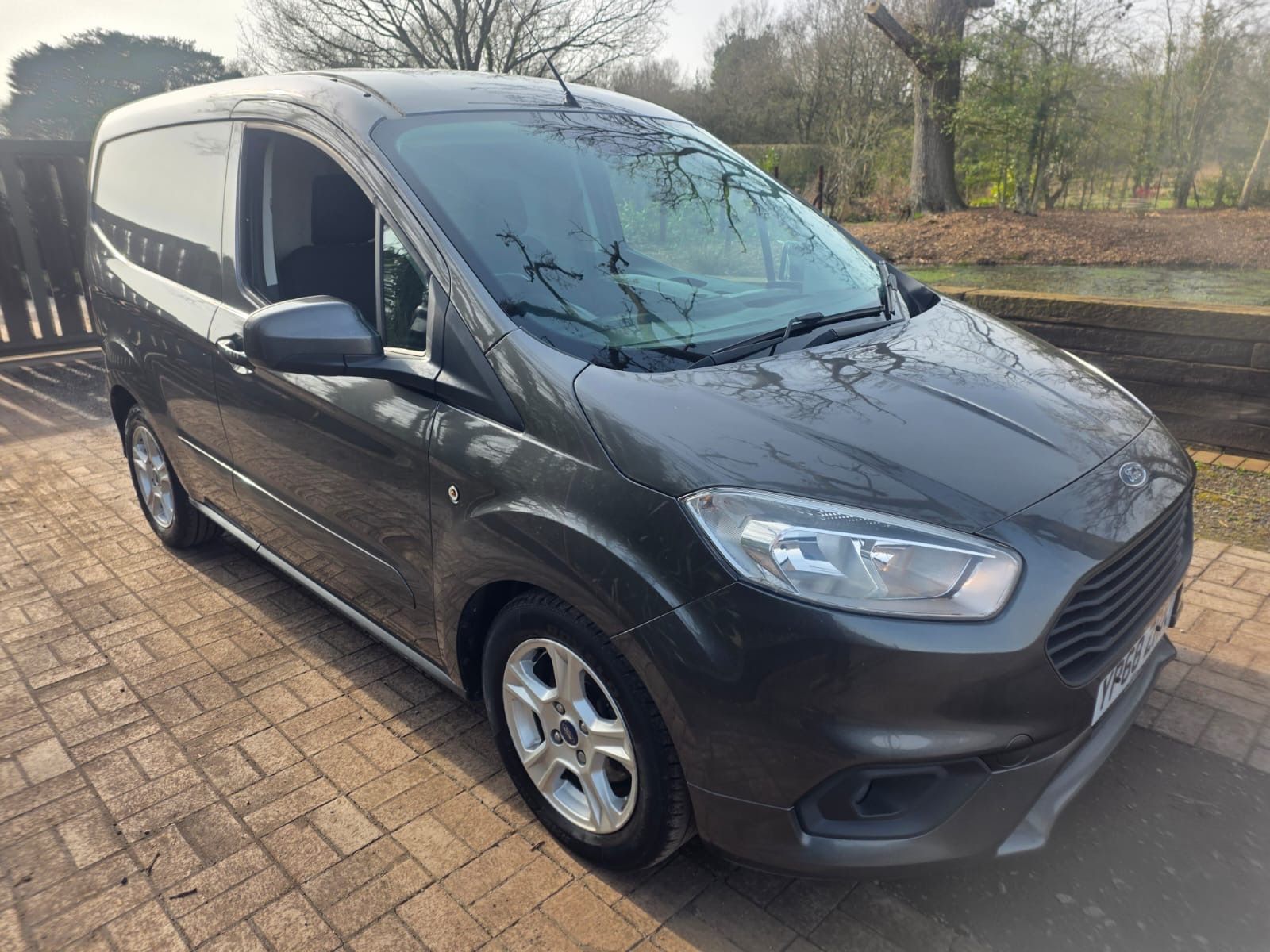 Ford Transit Courier 1.5 TDCi Limited Panel Van 5dr Diesel Manual L1 Euro 6 (100 ps) 5dr Manual 2018