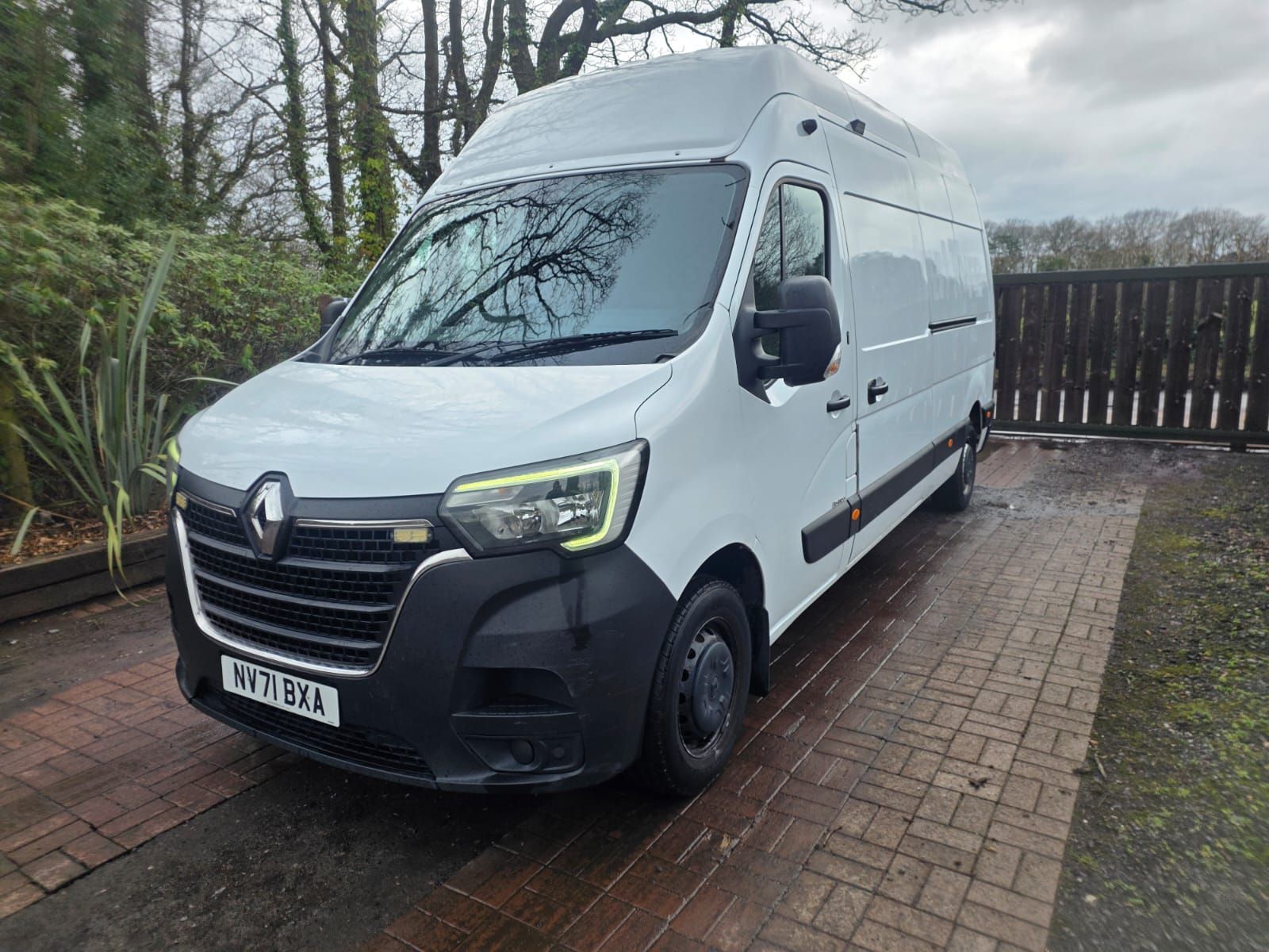 Renault Master 2.3 dCi ENERGY 35 Business Panel Van 4dr Diesel Manual FWD LWB High Roof Euro 6 (s/s) (150 bhp) 2dr Manual 2021