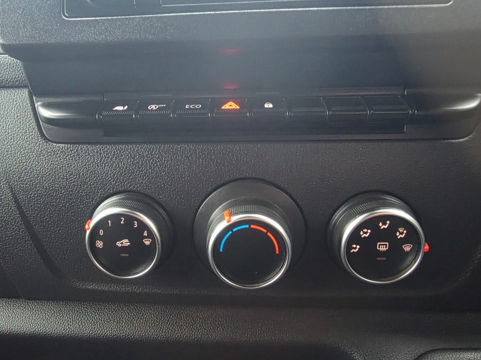 Renault Master 2.3 dCi ENERGY 35 Business Tipper Double Cab 4dr Diesel Manual RWD LWB Euro 6 (s/s) (145 bhp) 2dr Manual 2019