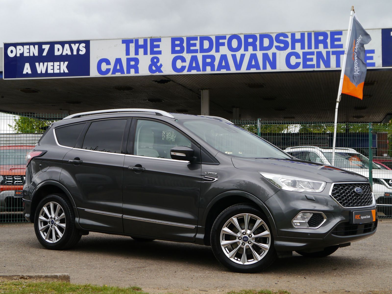 2017 Ford Kuga 2.0 TDCi Vignale SUV 5dr Diesel Powershift AWD Euro 6 (s/s) (180 ps)