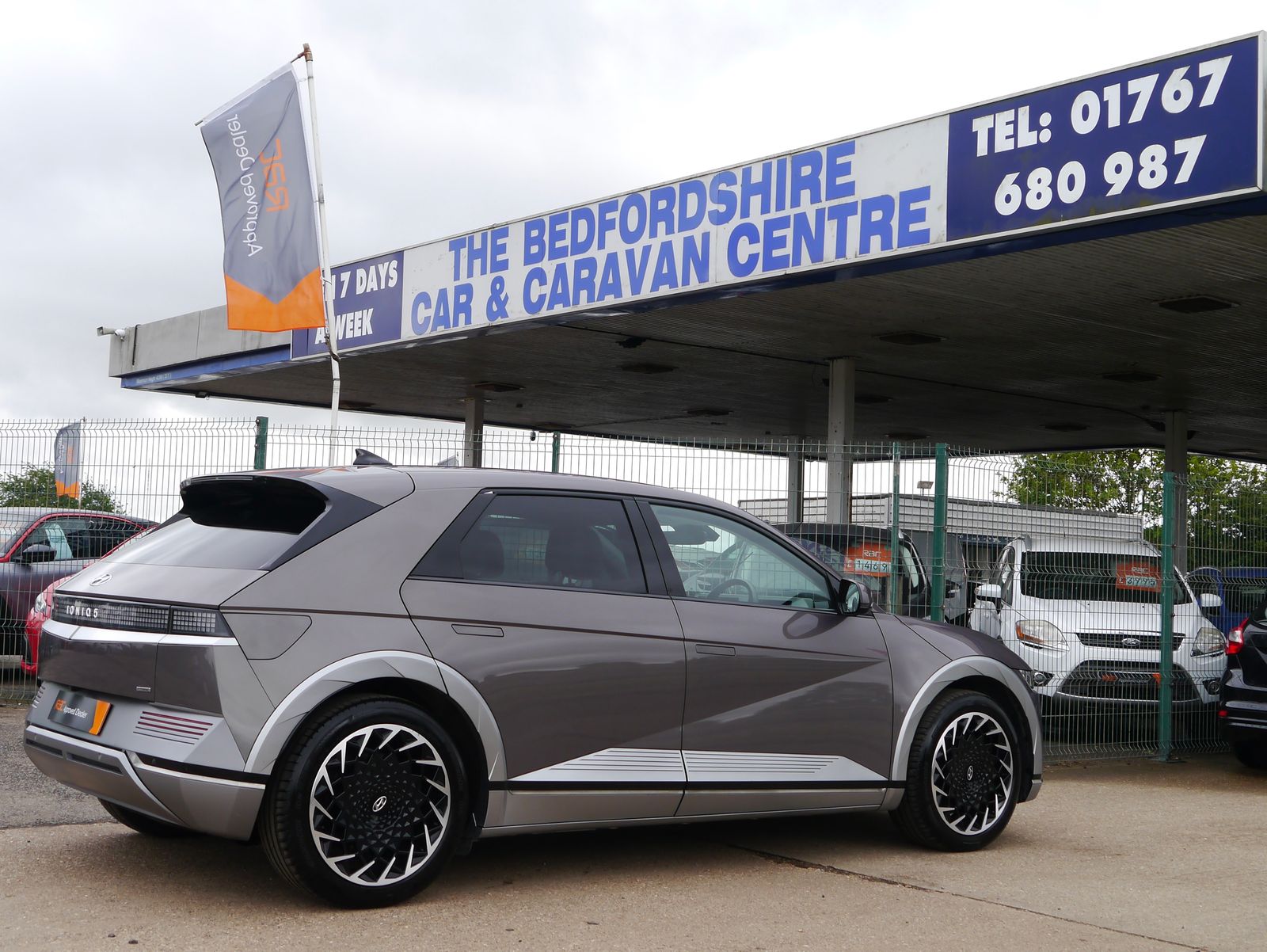 Hyundai Ioniq 5 73kWh Ultimate Hatchback 5dr Electric Auto AWD (305 ps) 5dr Automatic 2026